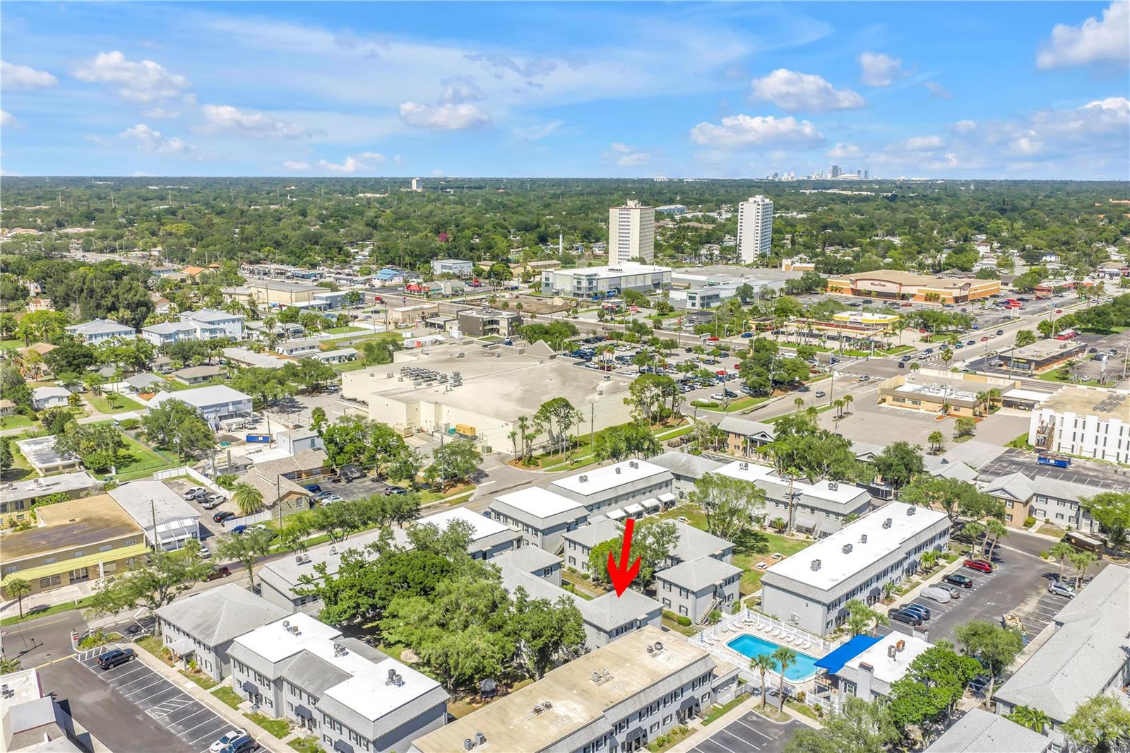 LES CHATEAUX CONDO - Residential