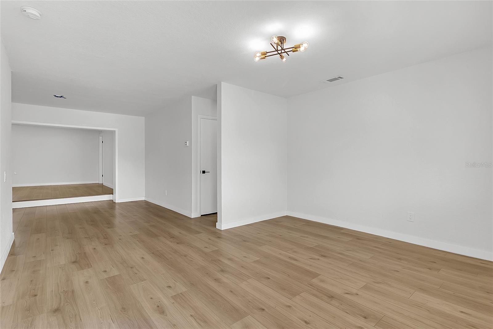 RICHMOND HEIGHTS - Residential