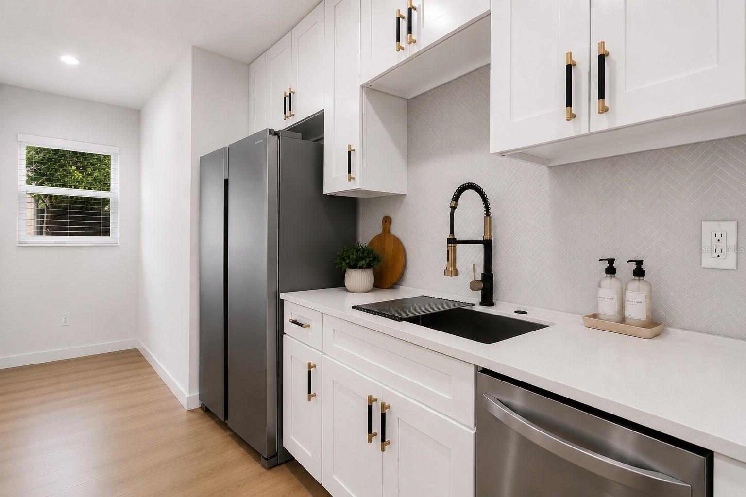 RICHMOND HEIGHTS - Residential
