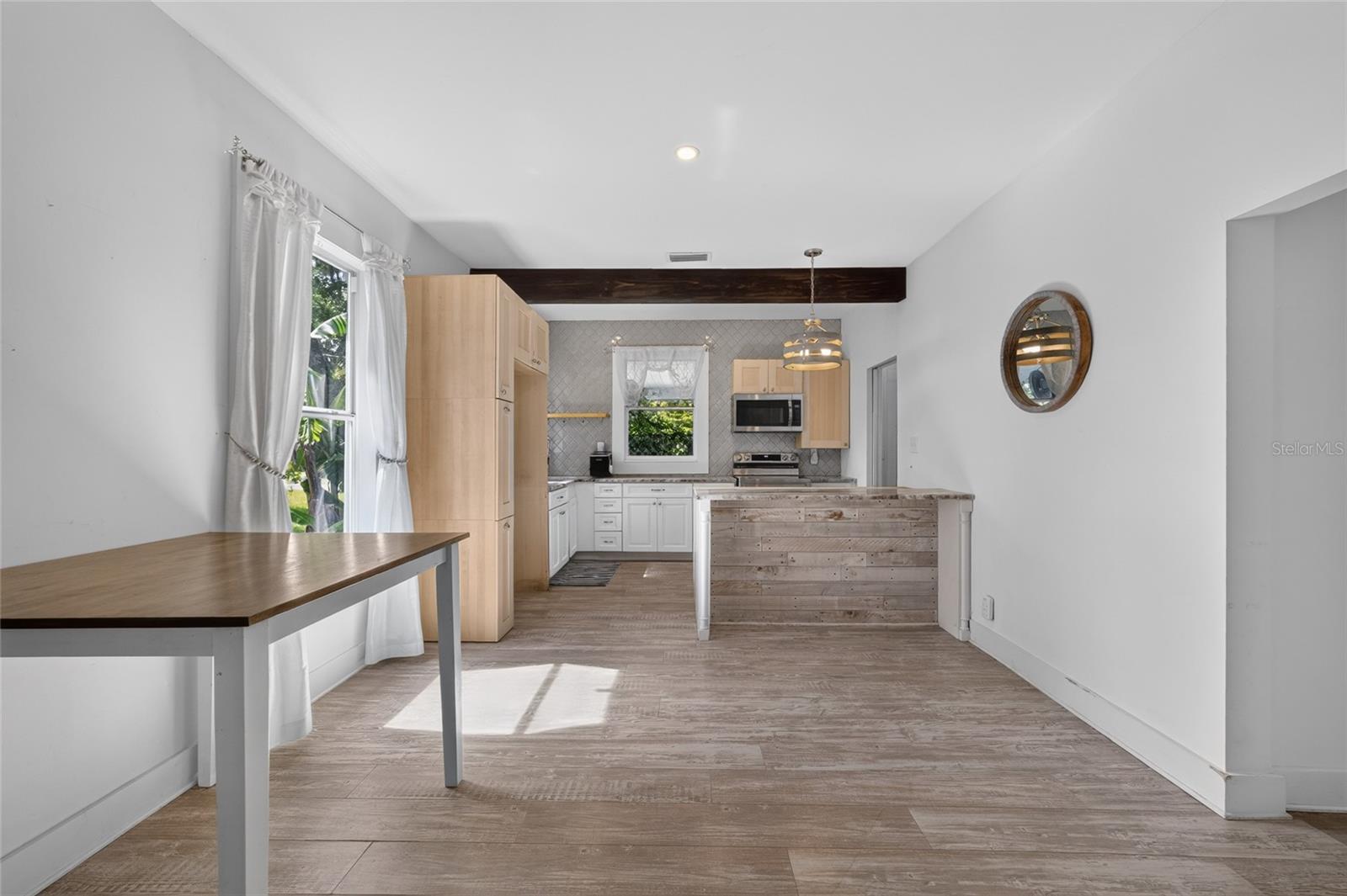 FRST HILLS - Residential