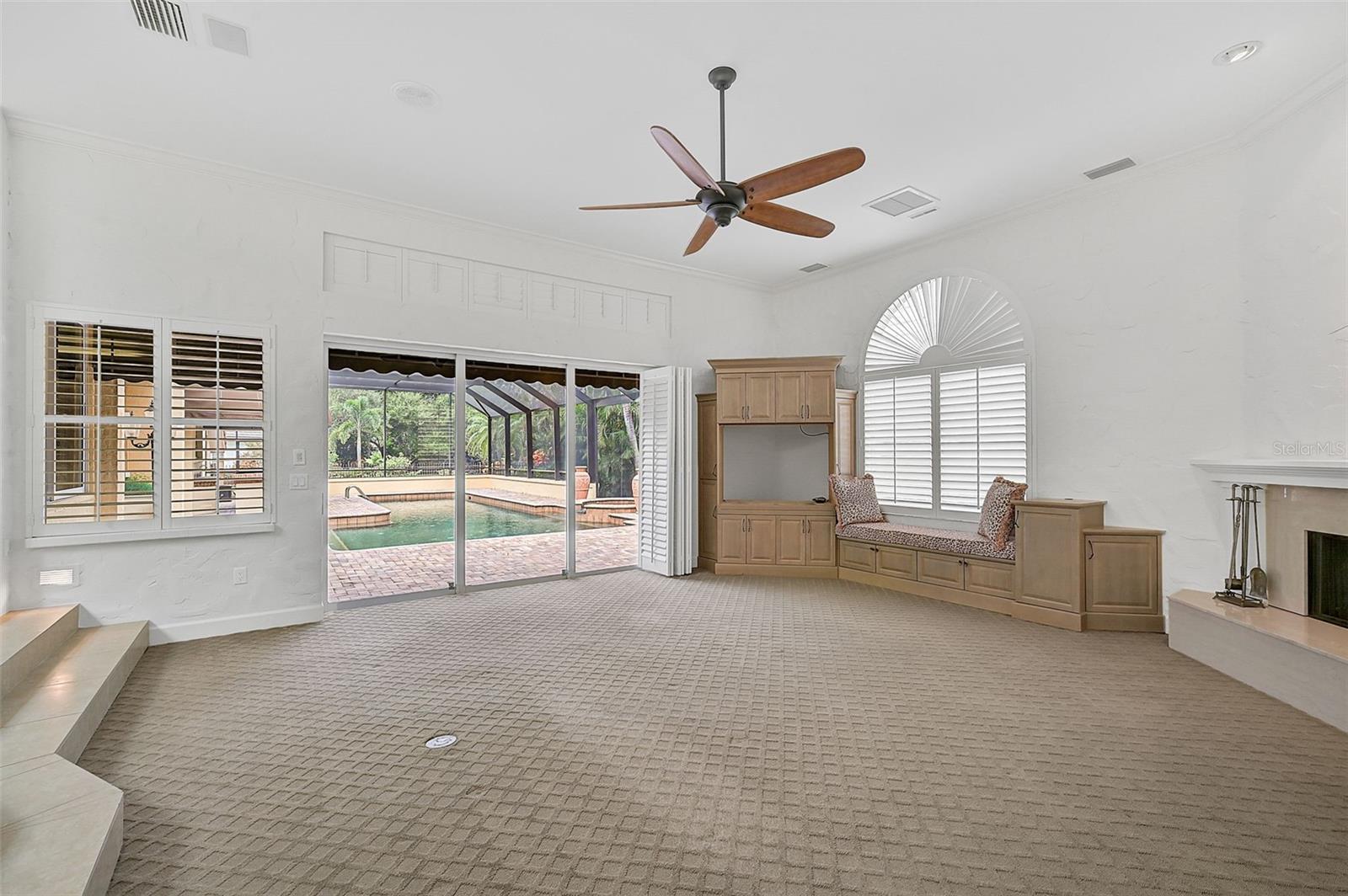OAKS 2 PHASE 2 - Residential