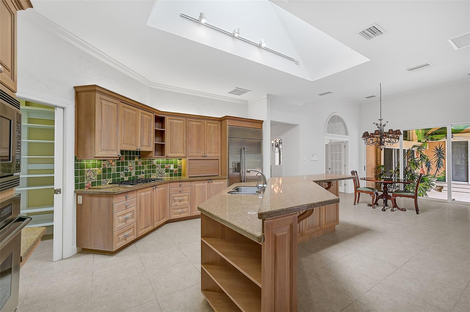 OAKS 2 PHASE 2 - Residential