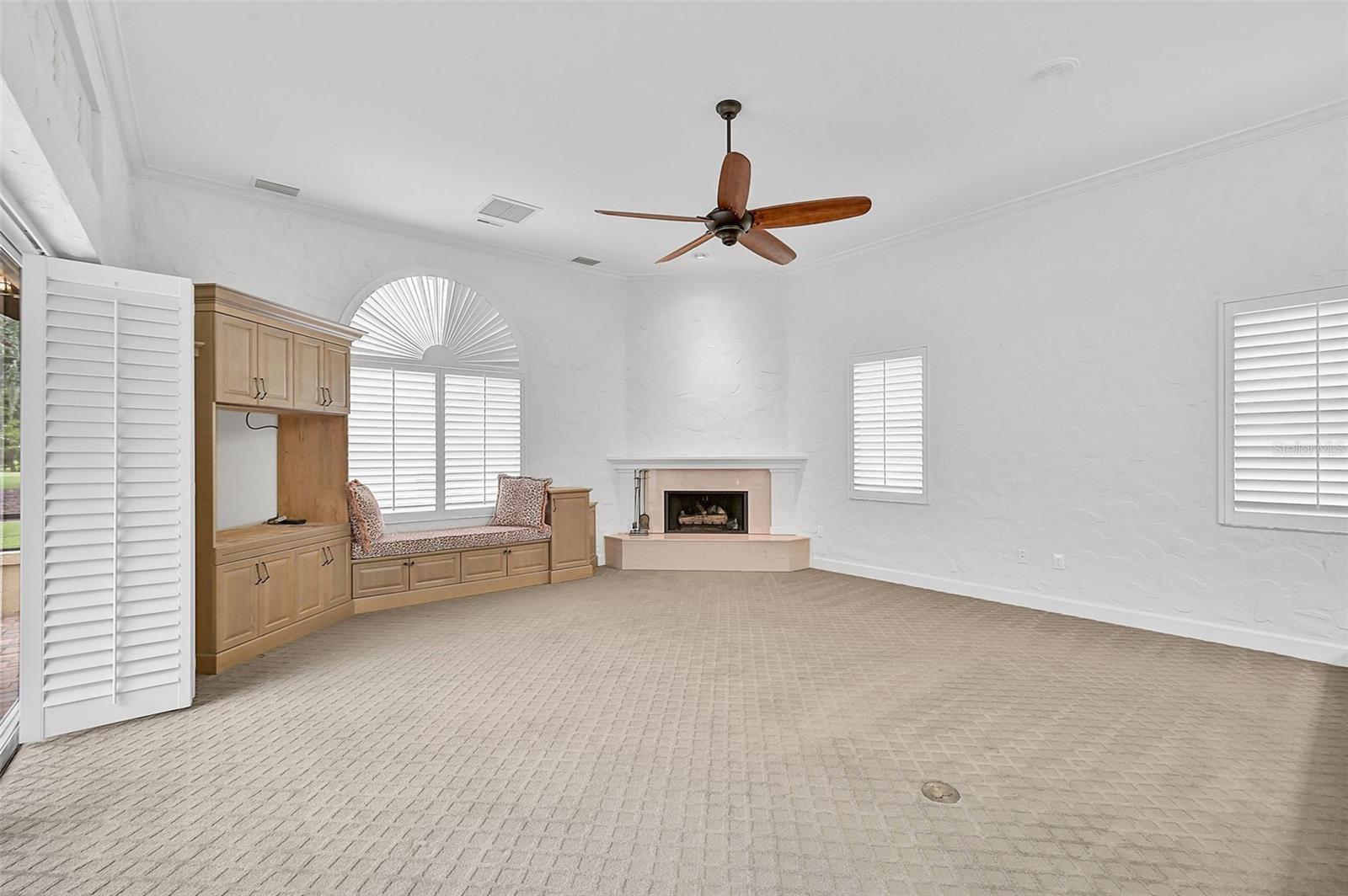 OAKS 2 PHASE 2 - Residential