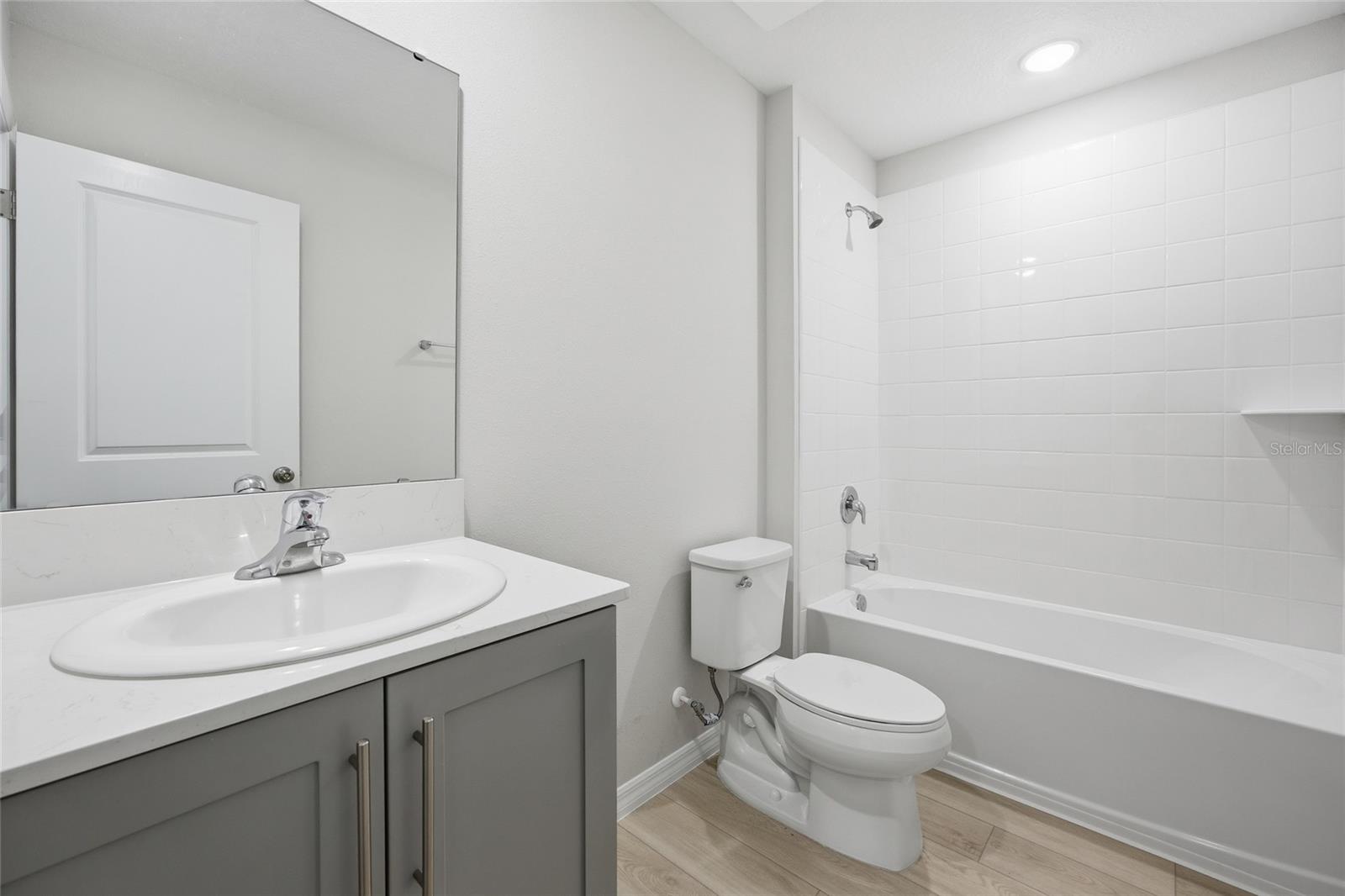 TWO RIVERS - Residential