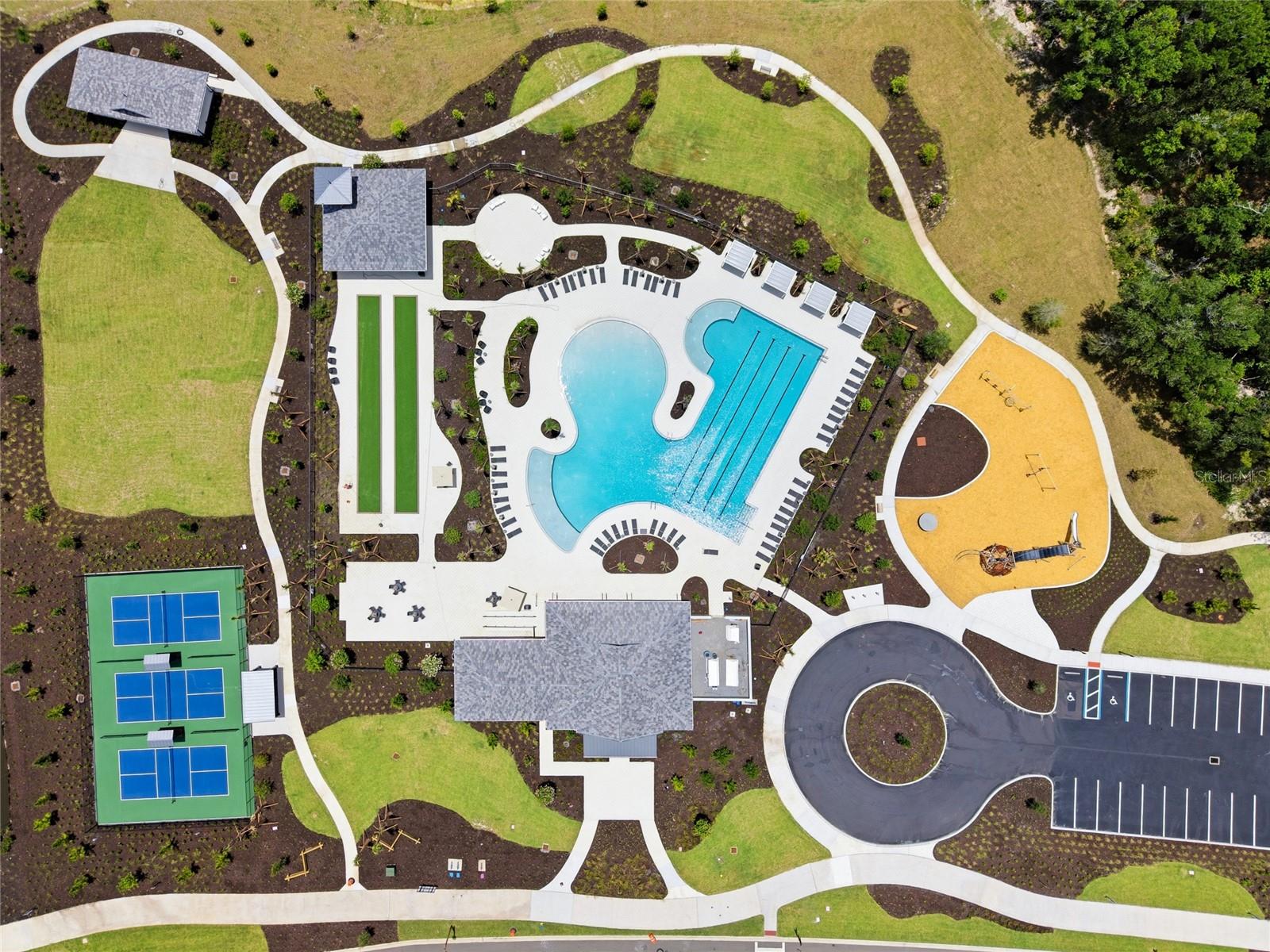 TWO RIVERS - Residential