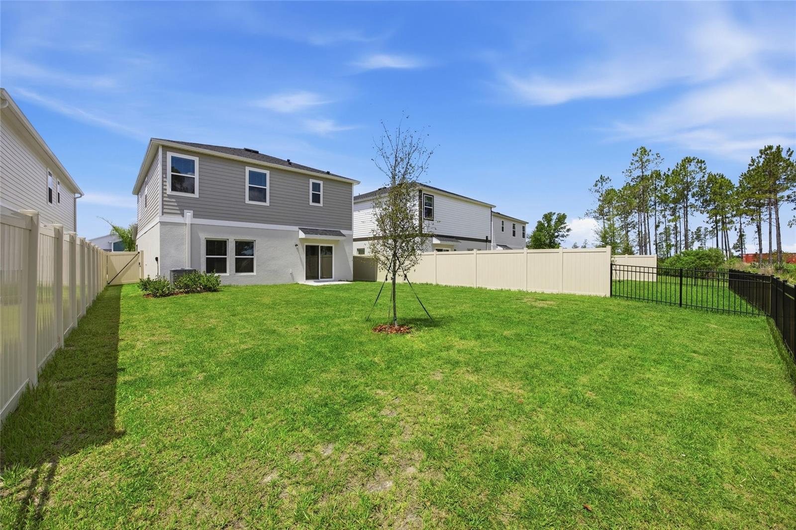 TWO RIVERS - Residential