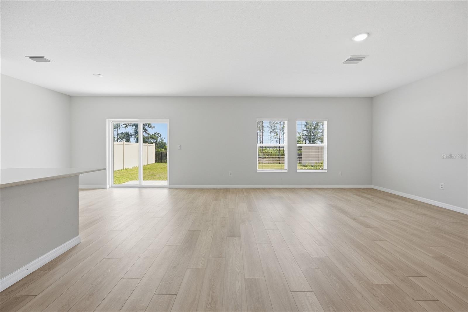 TWO RIVERS - Residential