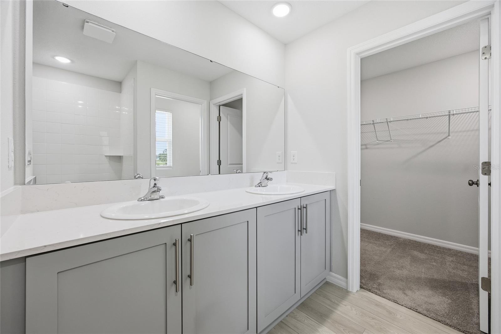 TWO RIVERS - Residential