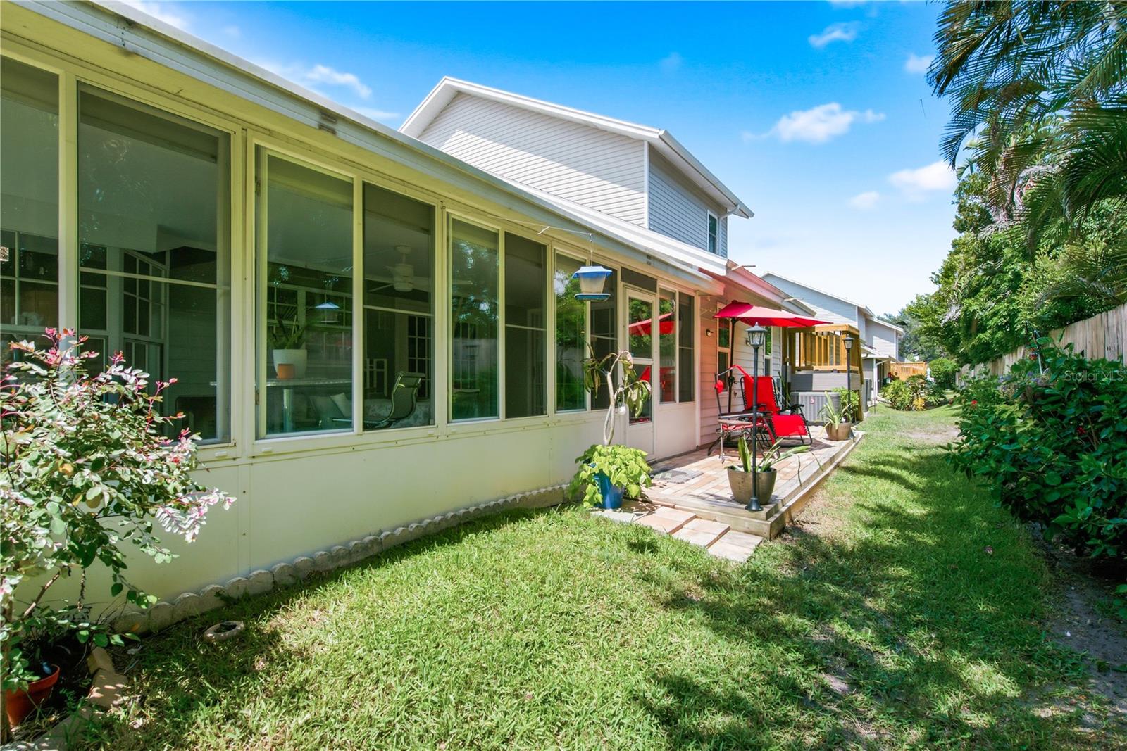 CARIBBEAN COVE - Residential