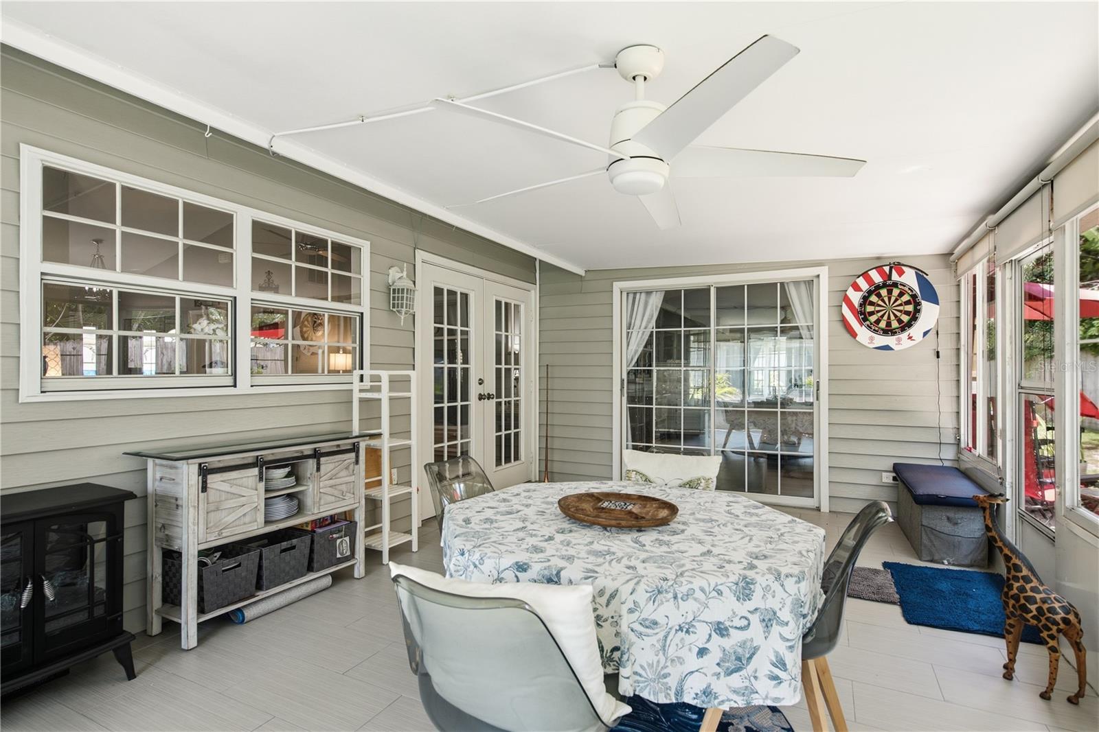 CARIBBEAN COVE - Residential