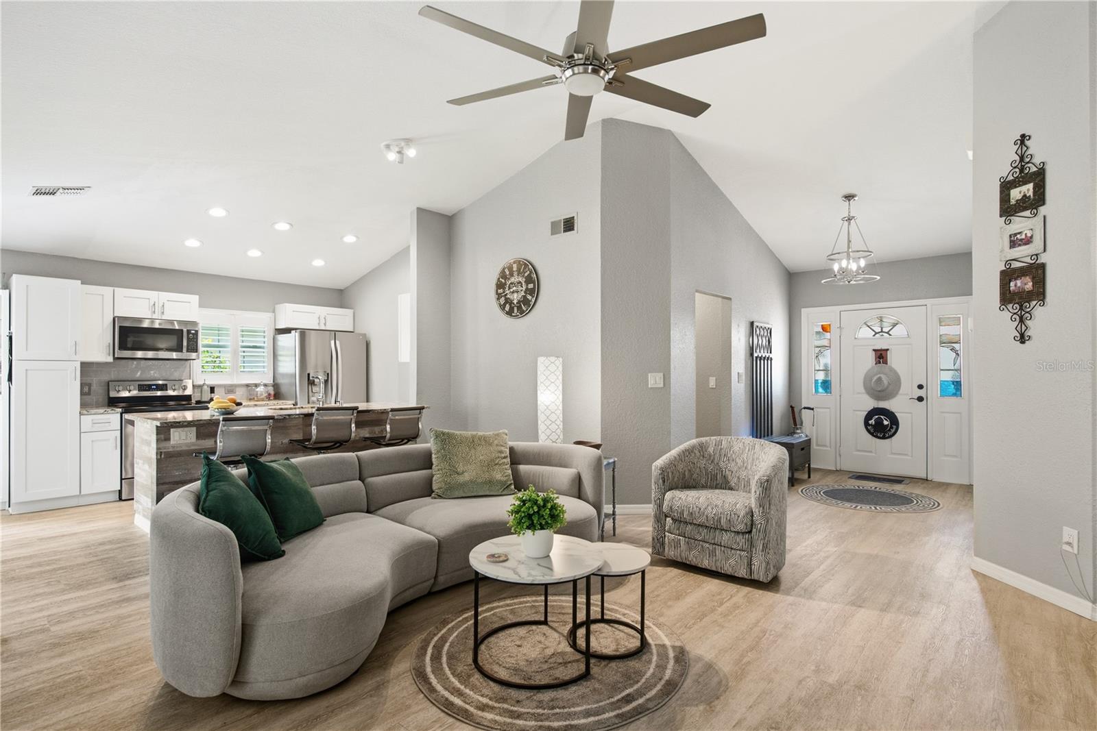 CARIBBEAN COVE - Residential
