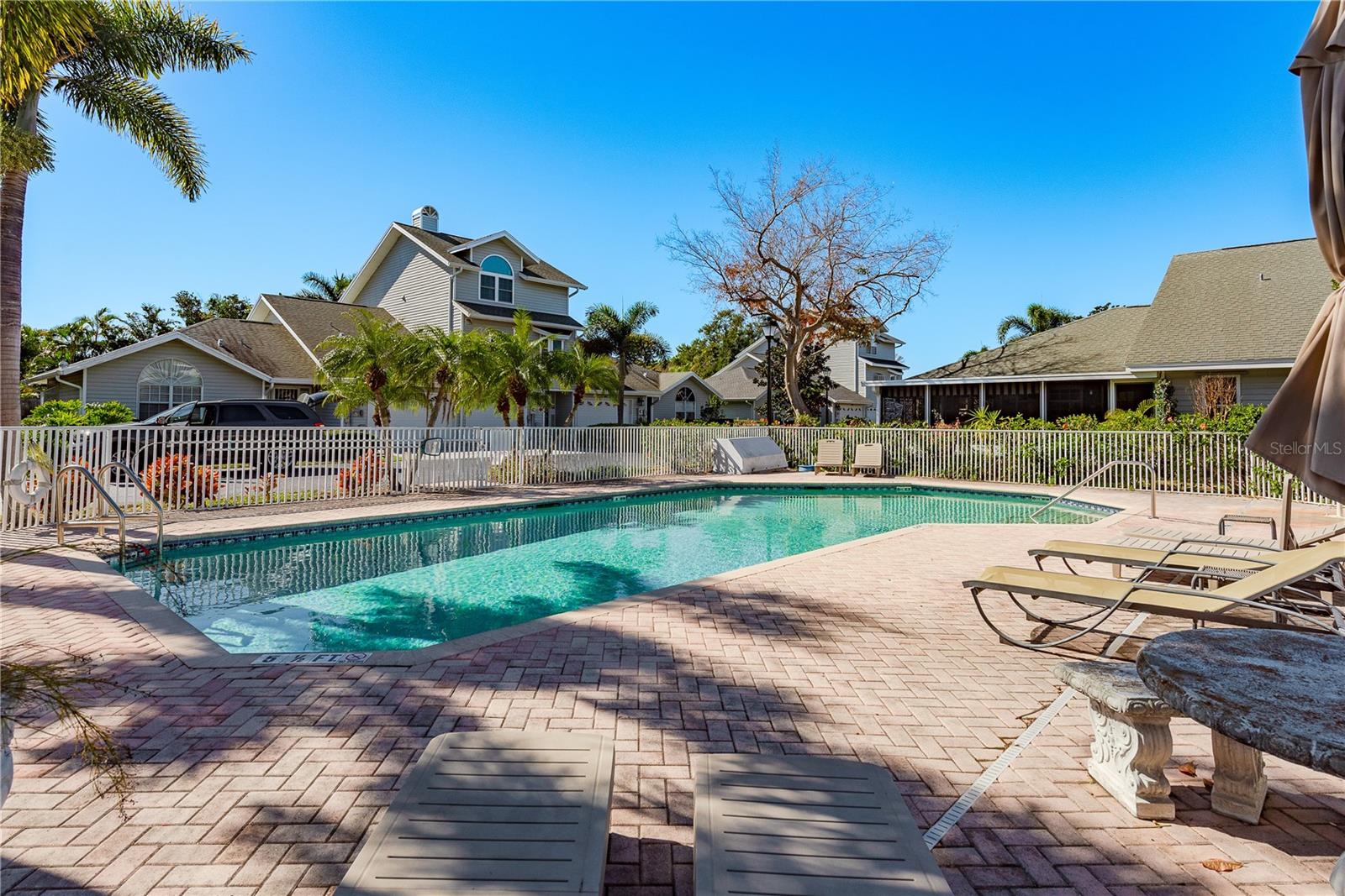 CARIBBEAN COVE - Residential