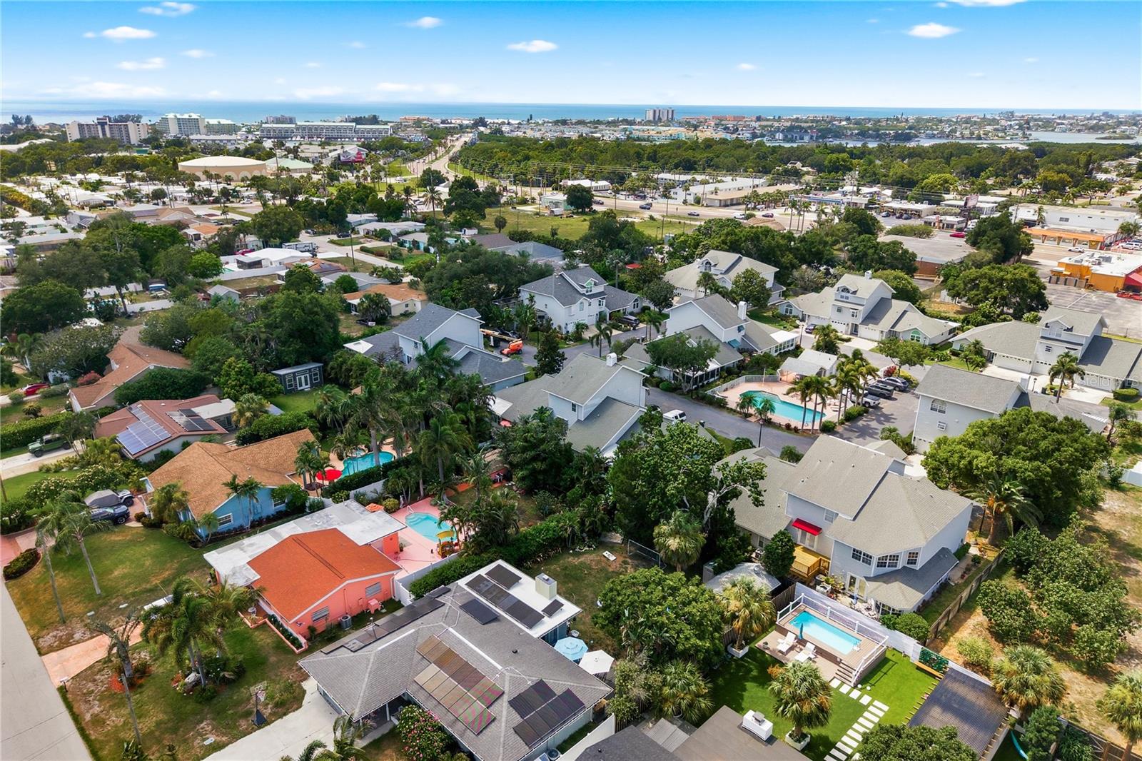 CARIBBEAN COVE - Residential