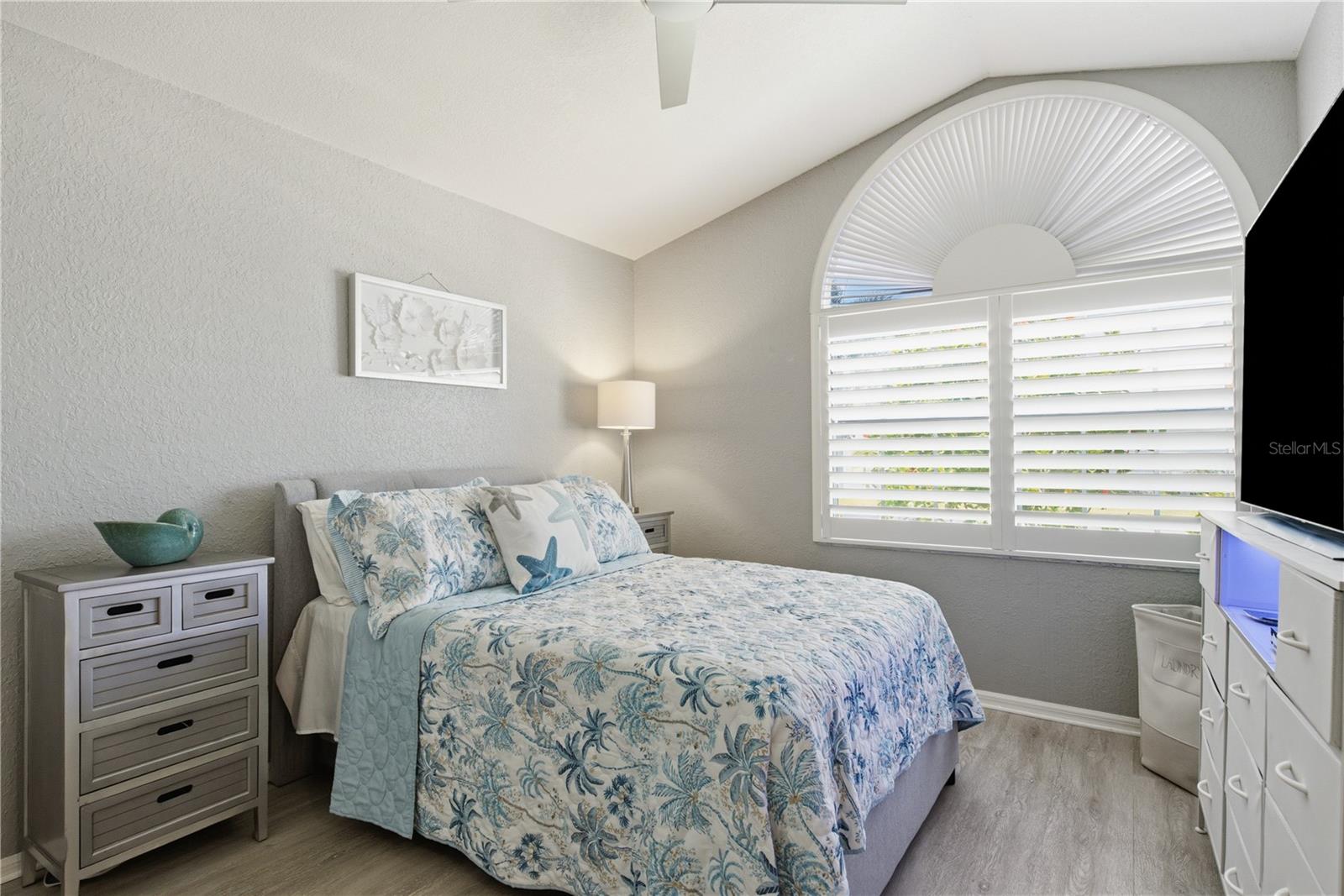 CARIBBEAN COVE - Residential
