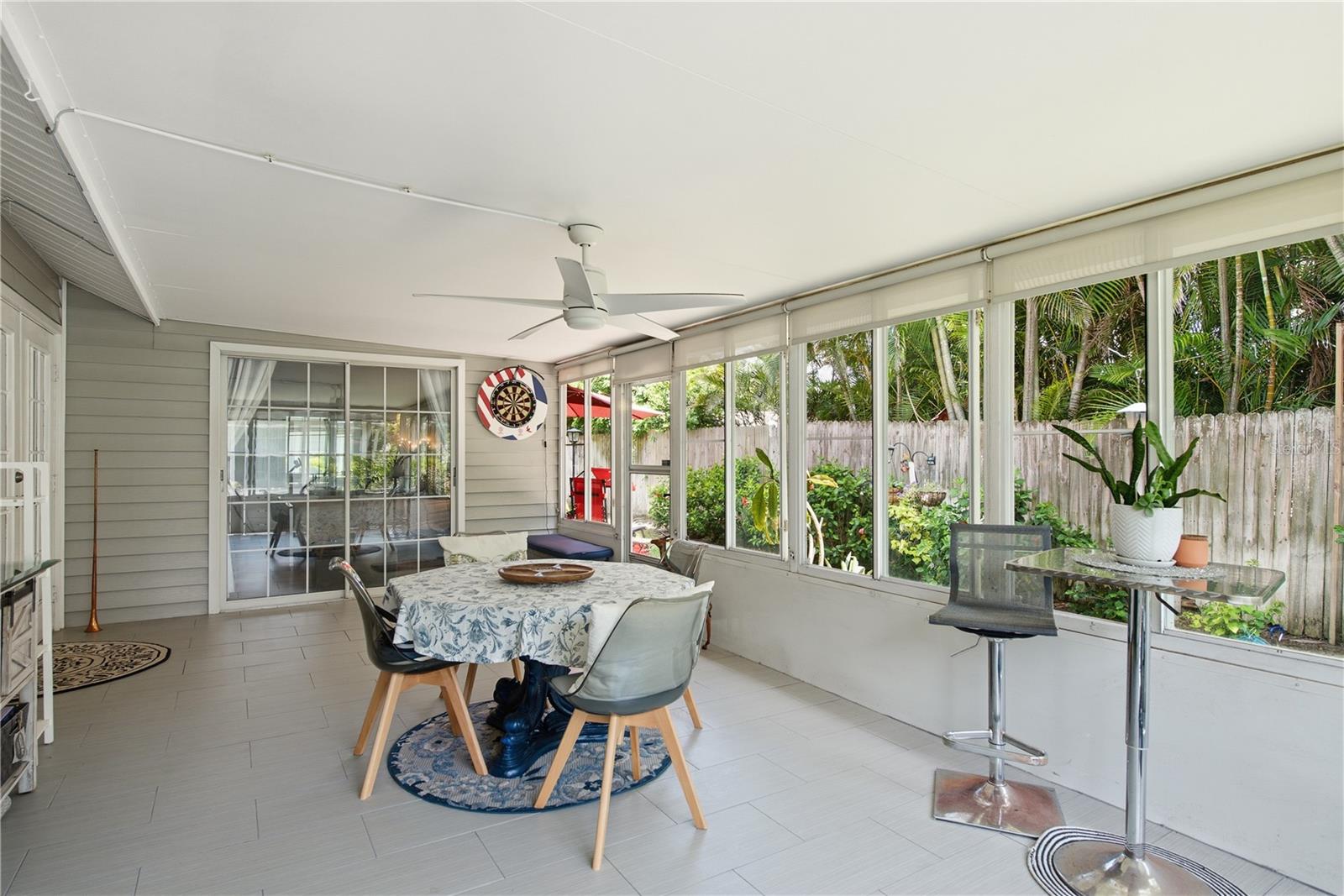 CARIBBEAN COVE - Residential