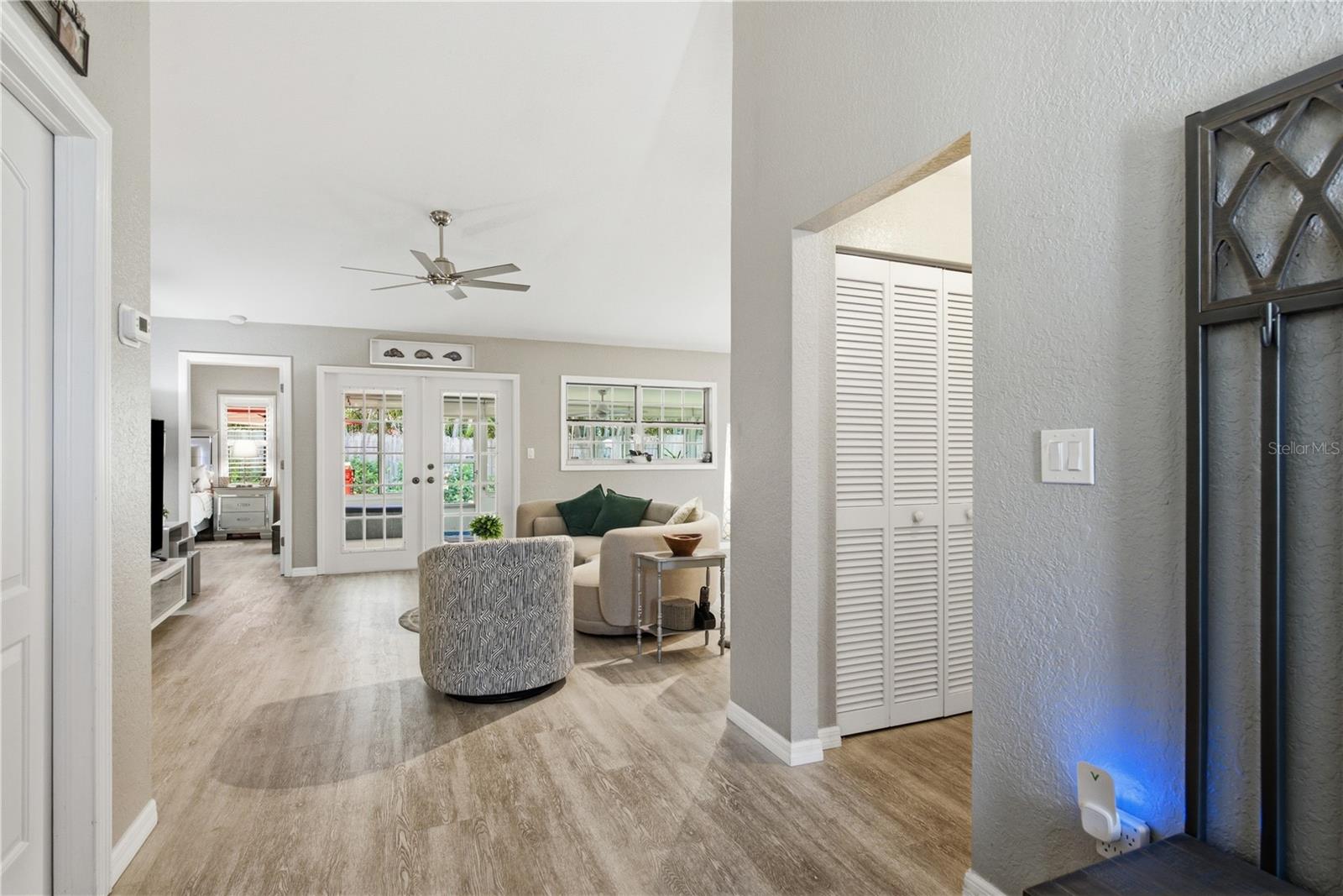 CARIBBEAN COVE - Residential