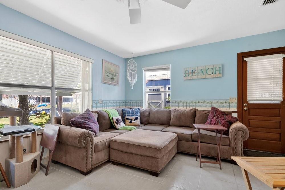 VENICE PARK - Residential