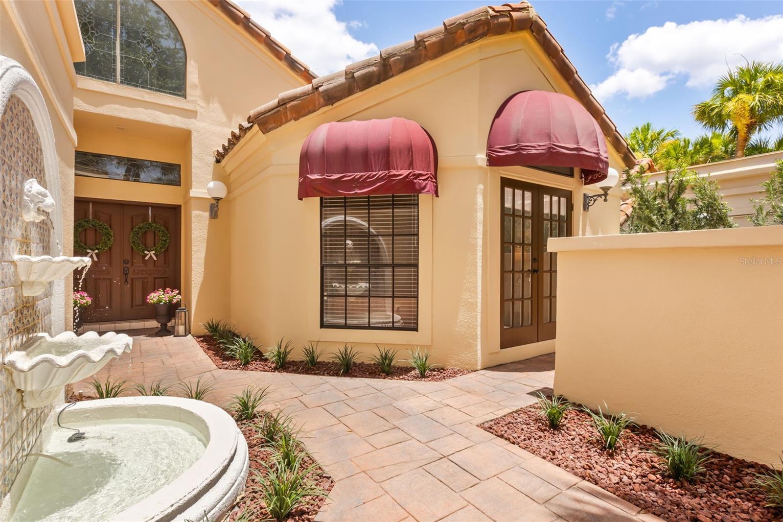 VILLA D ESTE AT SWEETWATER COUNTRY - Residential