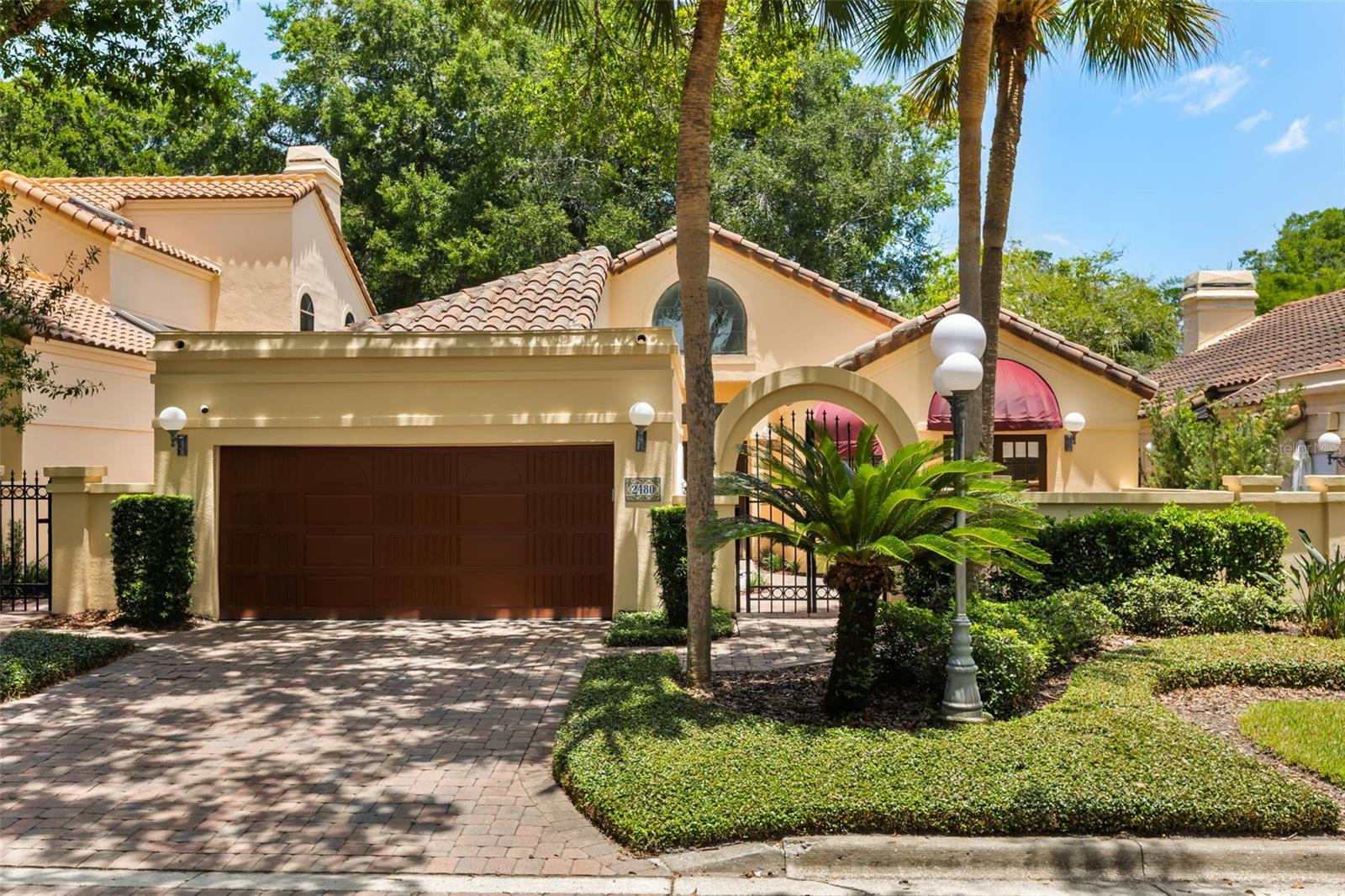 VILLA D ESTE AT SWEETWATER COUNTRY - Residential