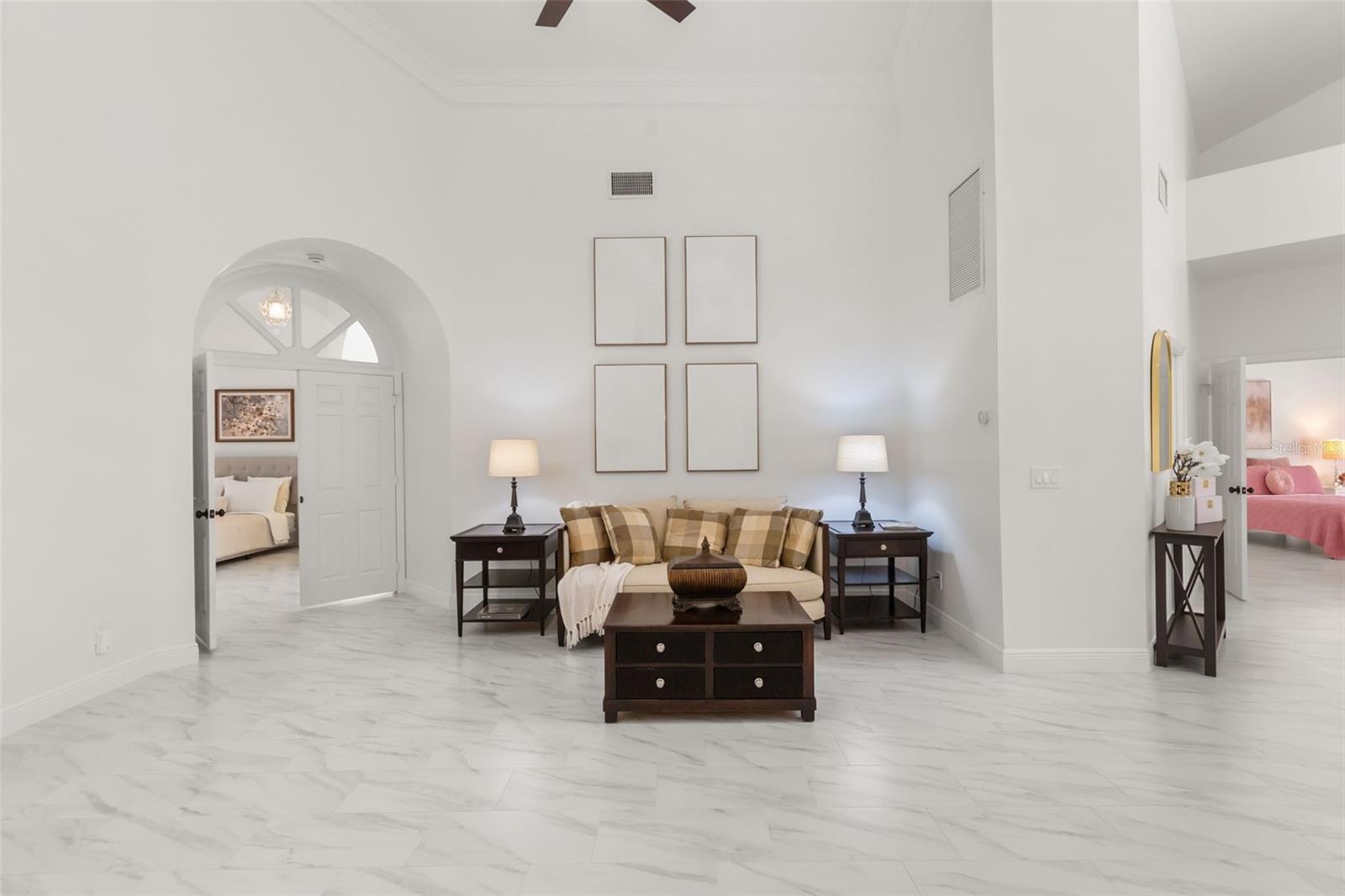 VILLA D ESTE AT SWEETWATER COUNTRY - Residential