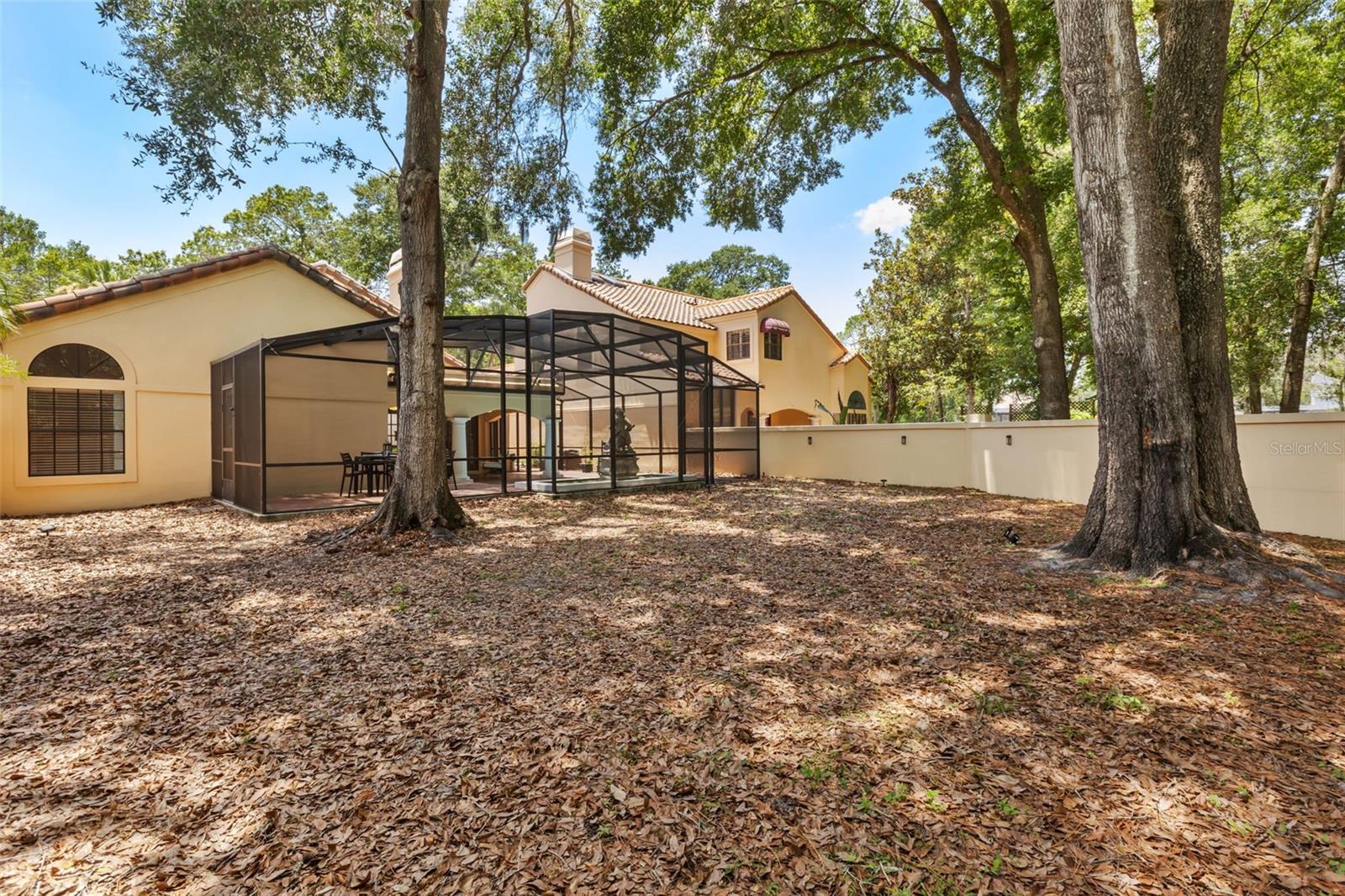 VILLA D ESTE AT SWEETWATER COUNTRY - Residential