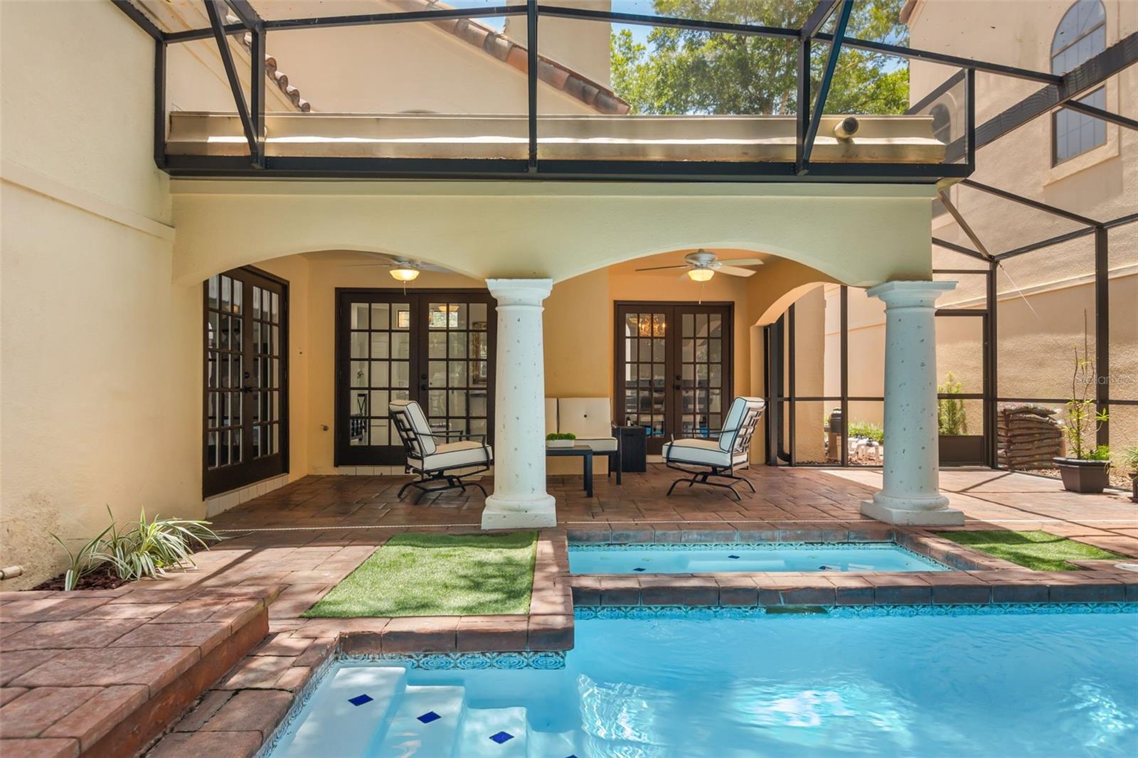 VILLA D ESTE AT SWEETWATER COUNTRY - Residential