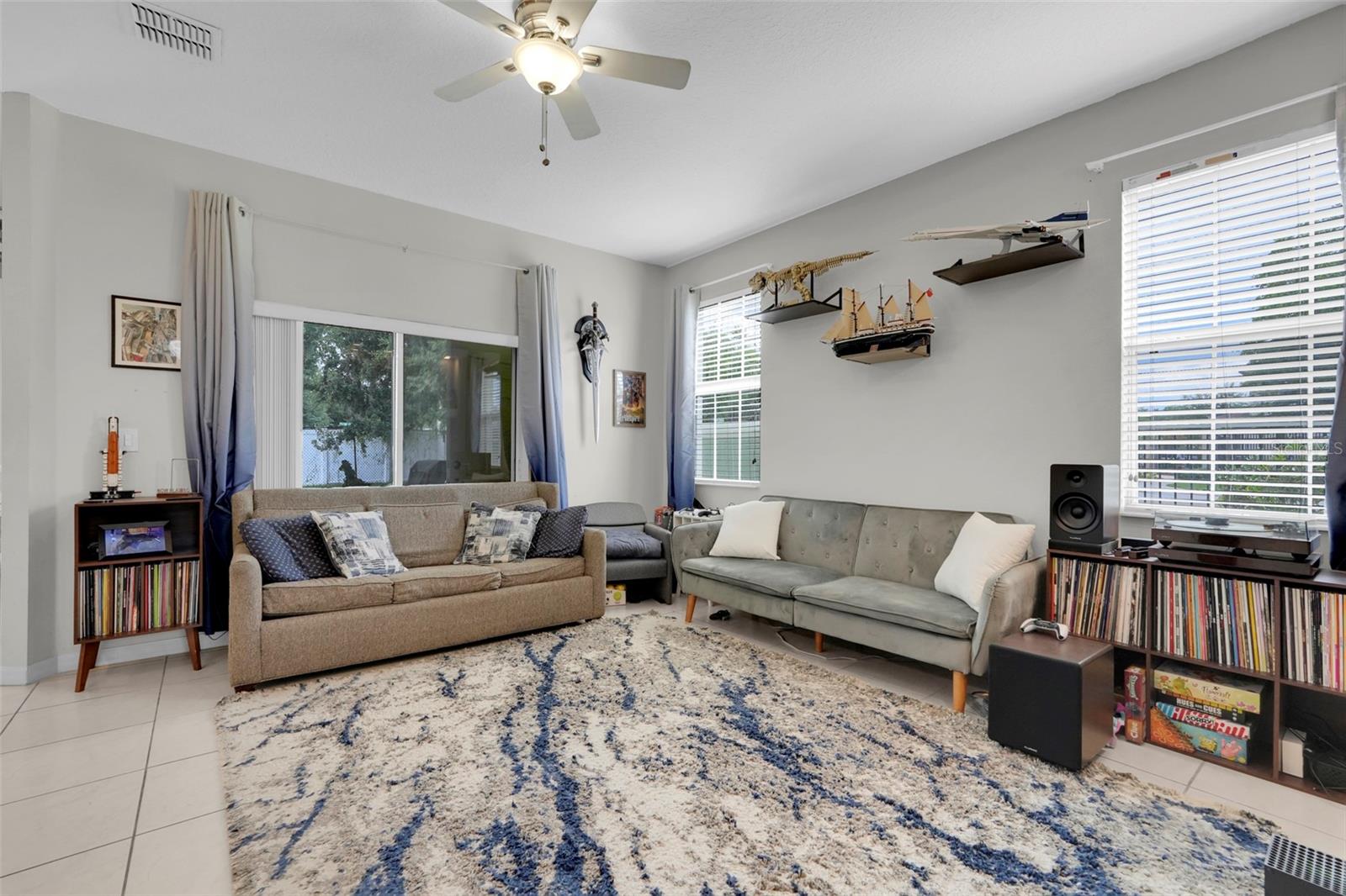 PARADISE COVE - Residential