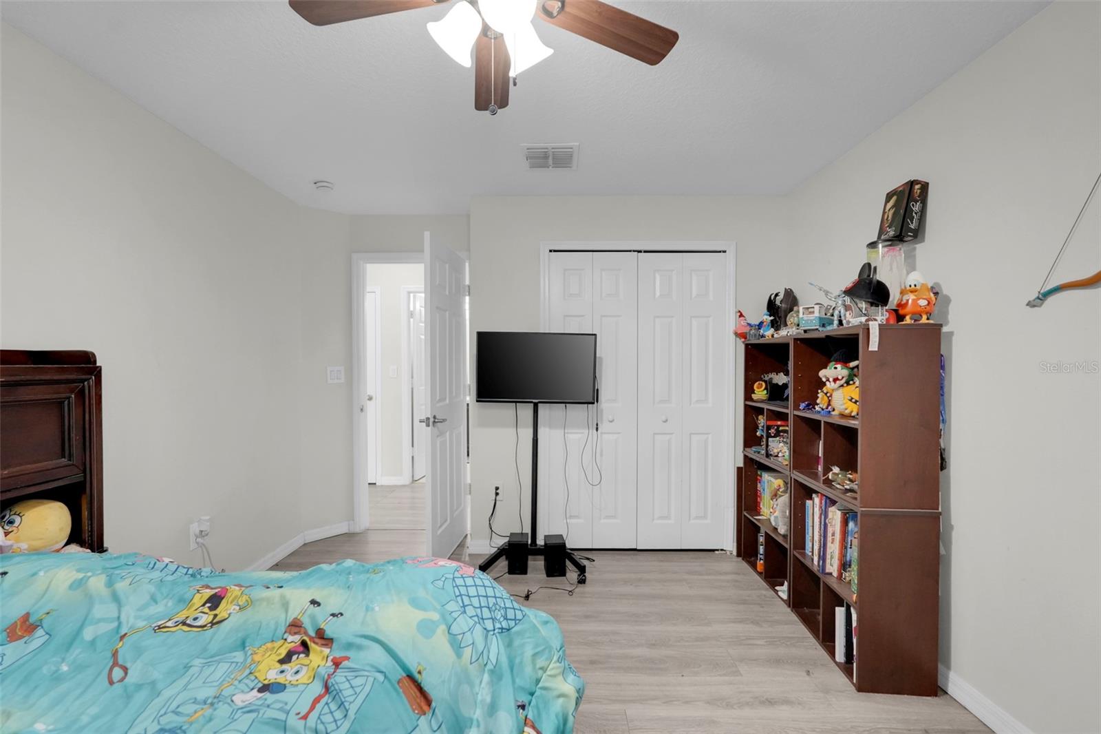 PARADISE COVE - Residential