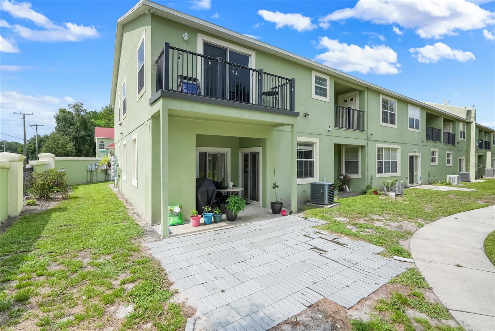 PARADISE COVE - Residential