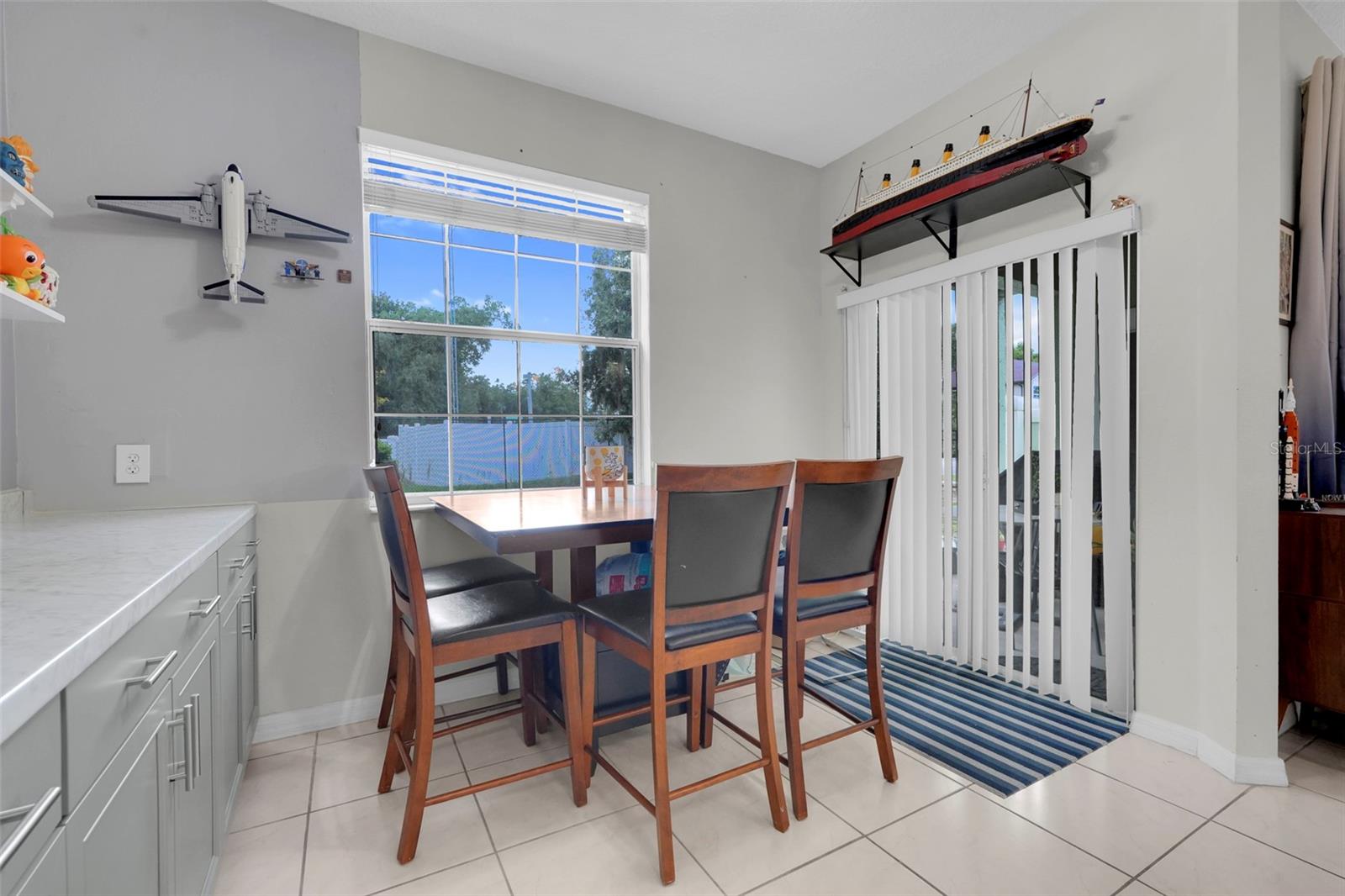 PARADISE COVE - Residential