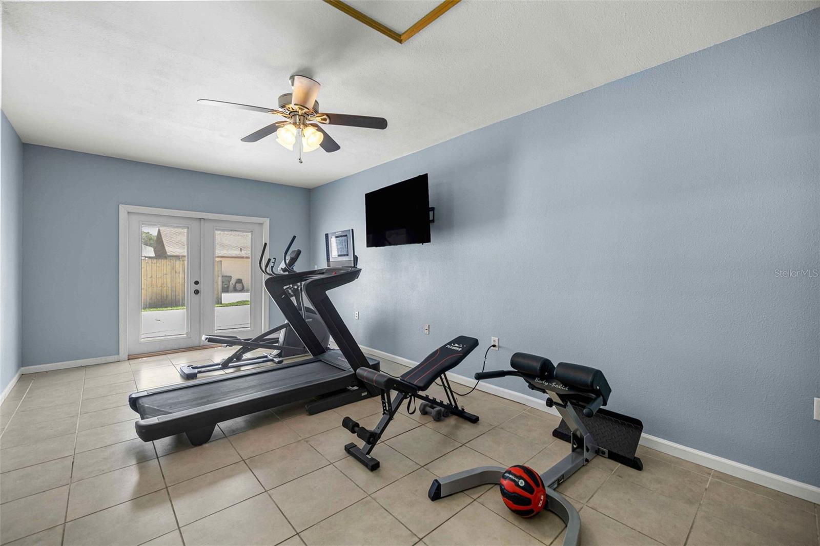 QUAIL HOLLOW - Residential