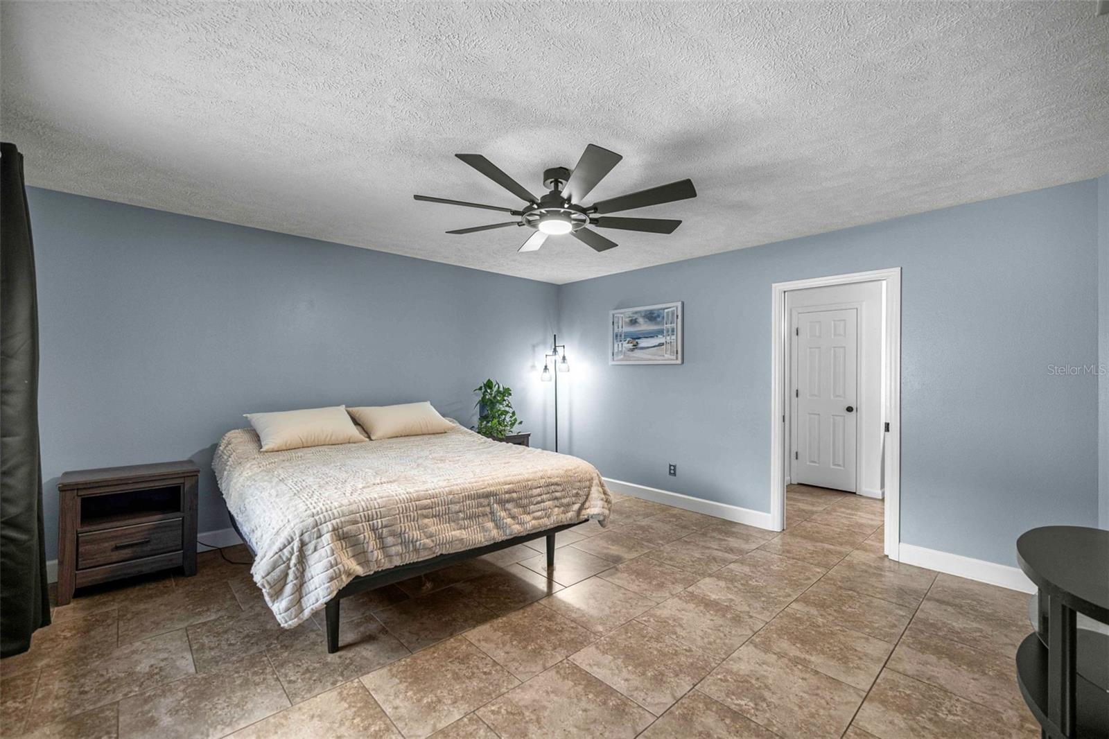 QUAIL HOLLOW - Residential