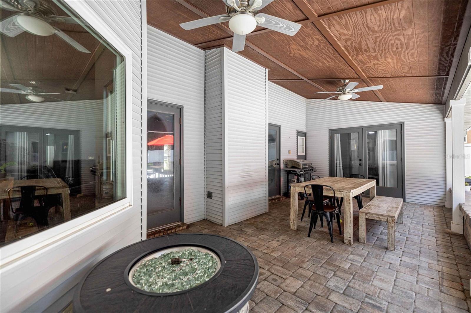 QUAIL HOLLOW - Residential