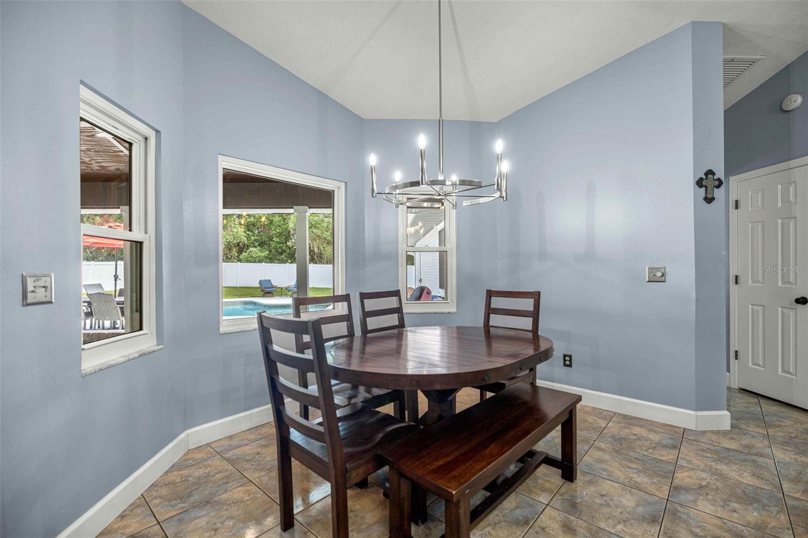 QUAIL HOLLOW - Residential