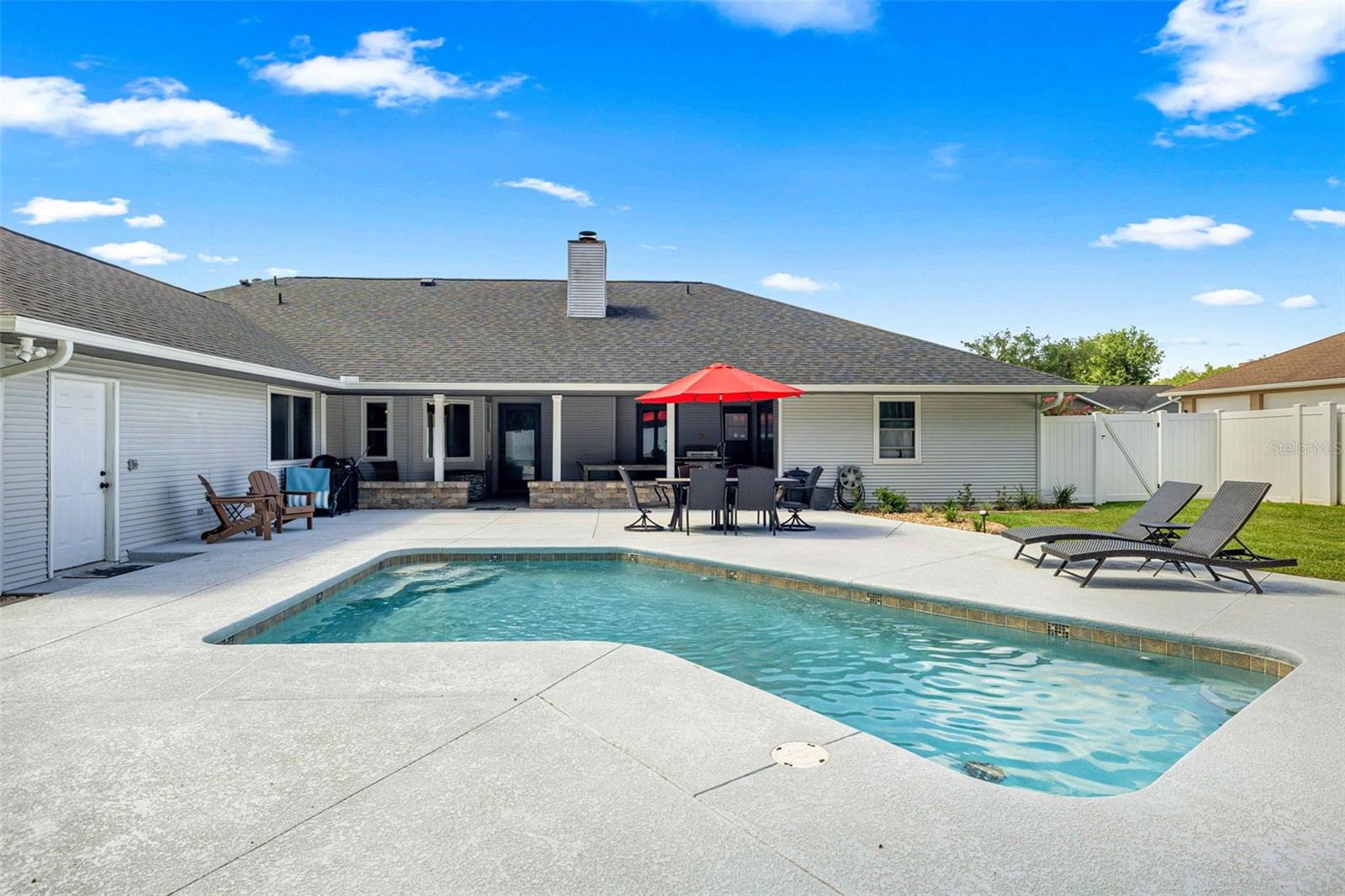 QUAIL HOLLOW - Residential