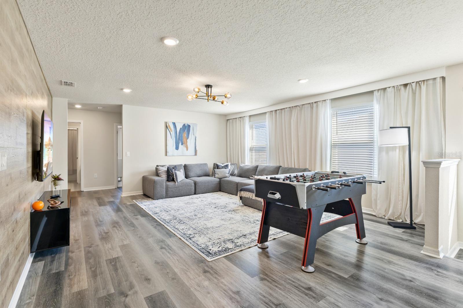 WINDSOR ISLAND RESIDENCE PH 2B - Residential
