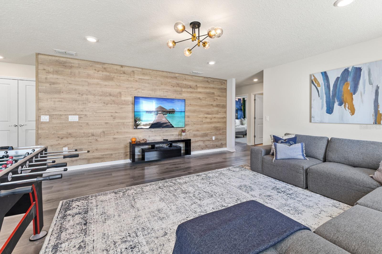 WINDSOR ISLAND RESIDENCE PH 2B - Residential