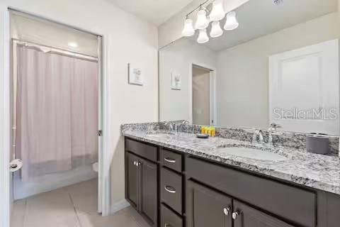 WINDSOR ISLAND RESIDENCE PH 2B - Residential