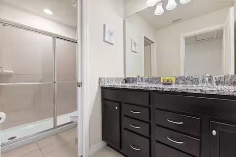 WINDSOR ISLAND RESIDENCE PH 2B - Residential