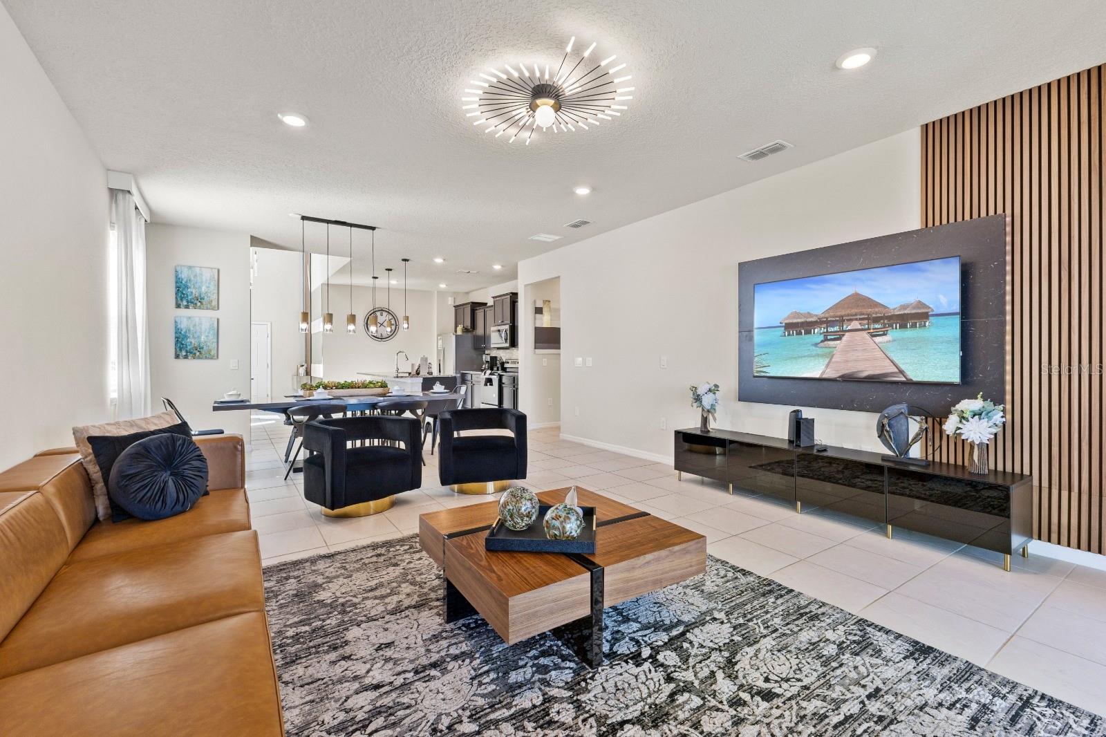 WINDSOR ISLAND RESIDENCE PH 2B - Residential