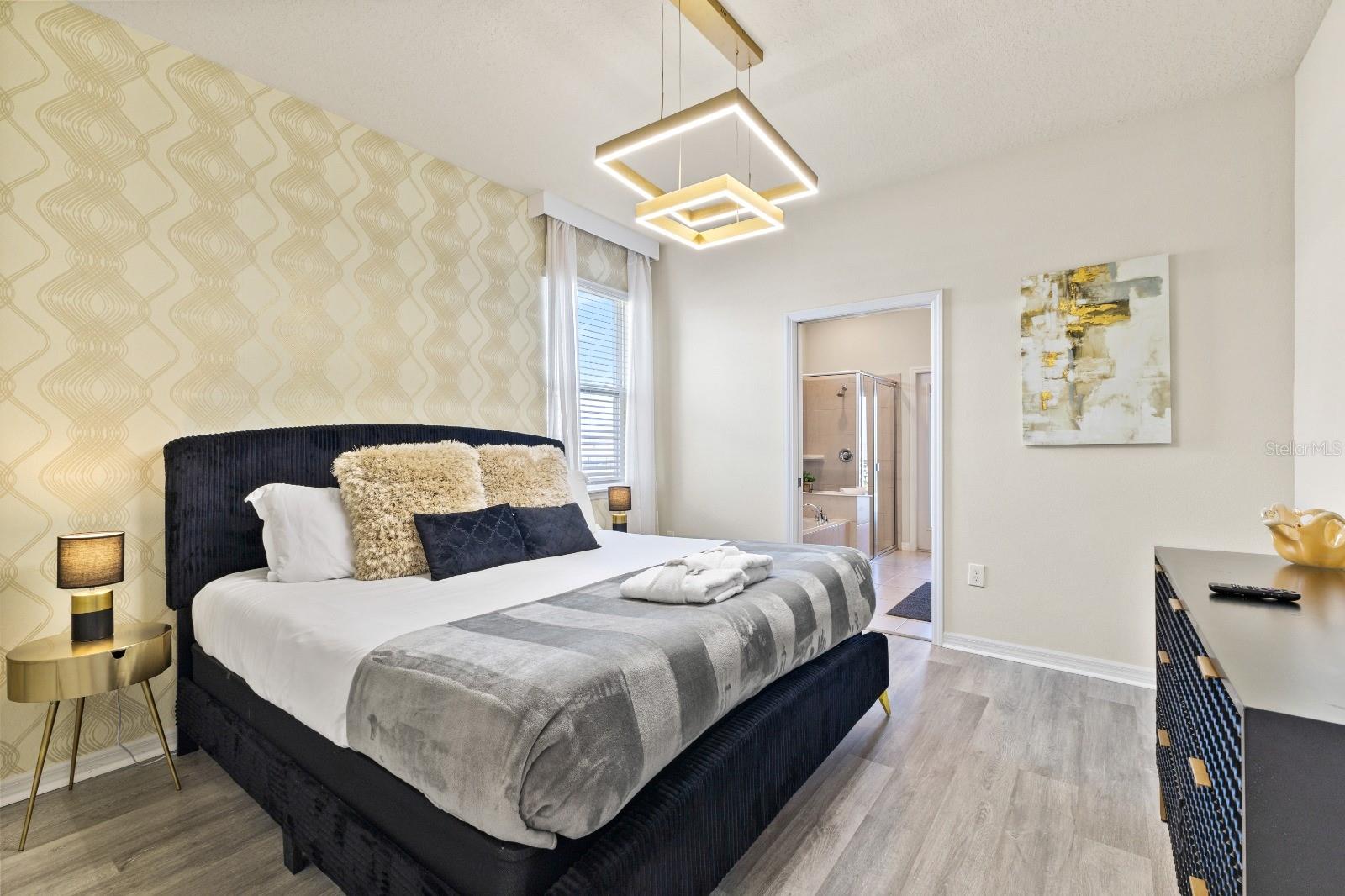 WINDSOR ISLAND RESIDENCE PH 2B - Residential