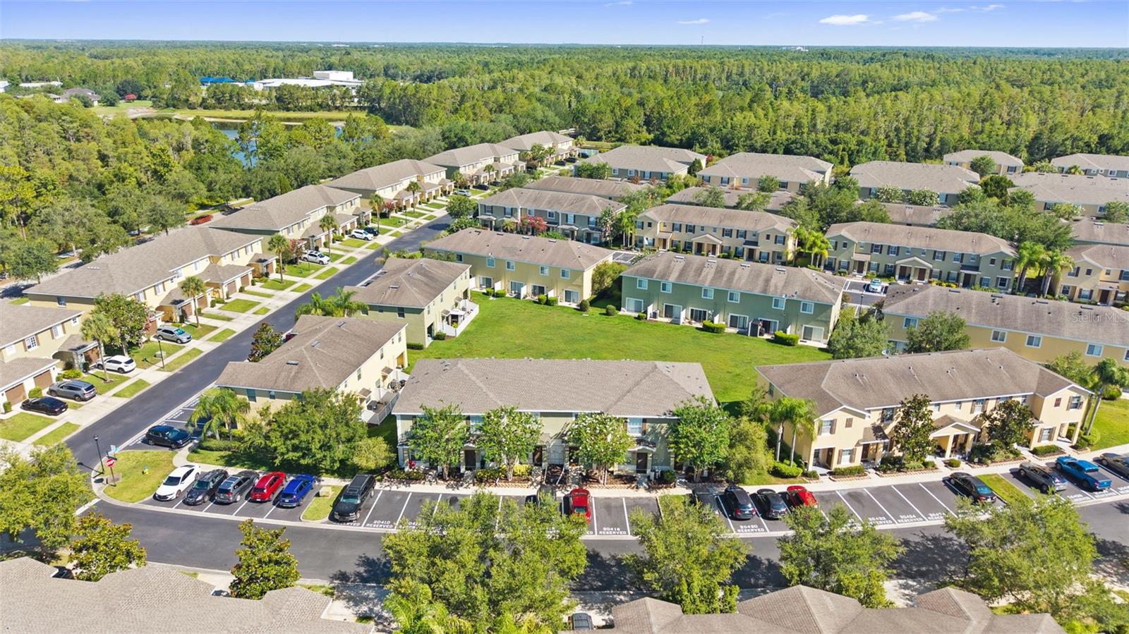HAMMOCKS - Residential Lease