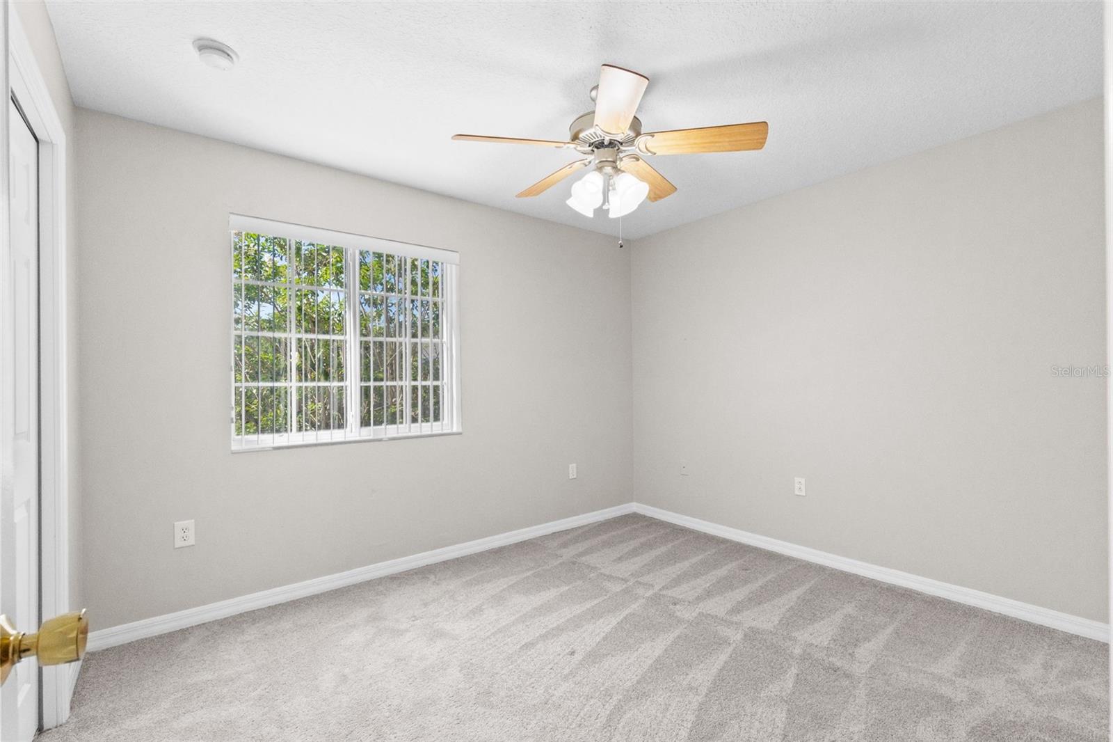 HAMMOCKS - Residential Lease