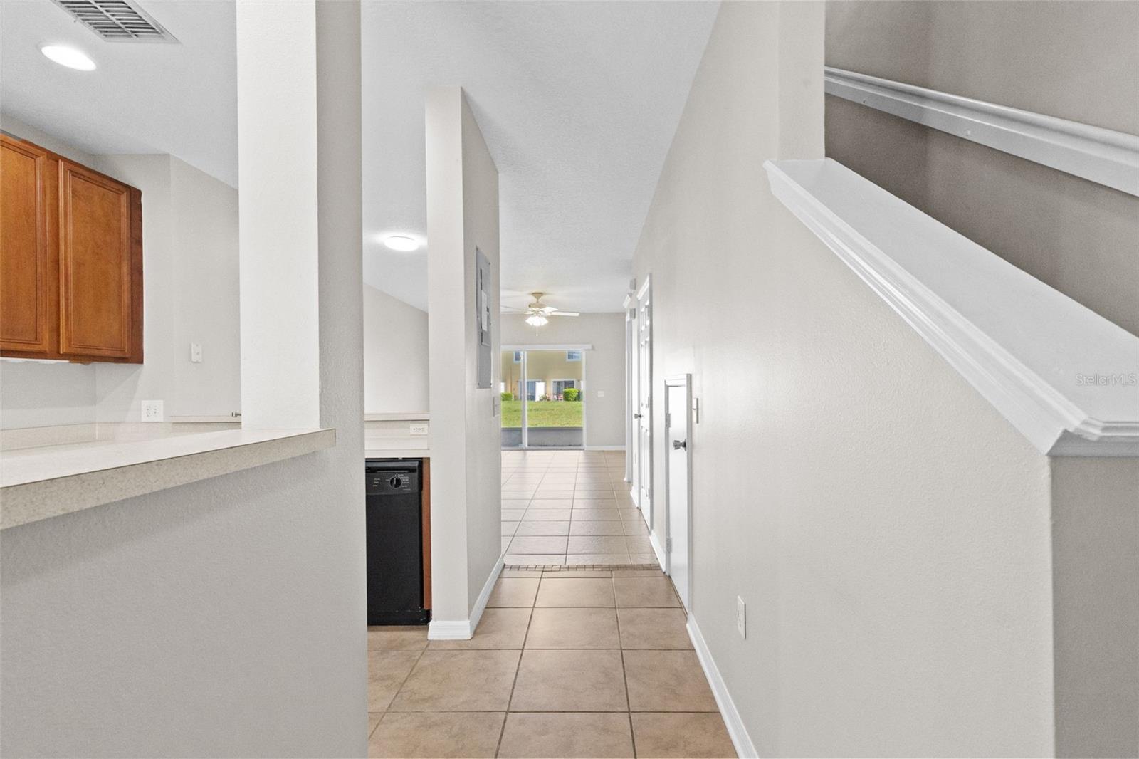 HAMMOCKS - Residential Lease