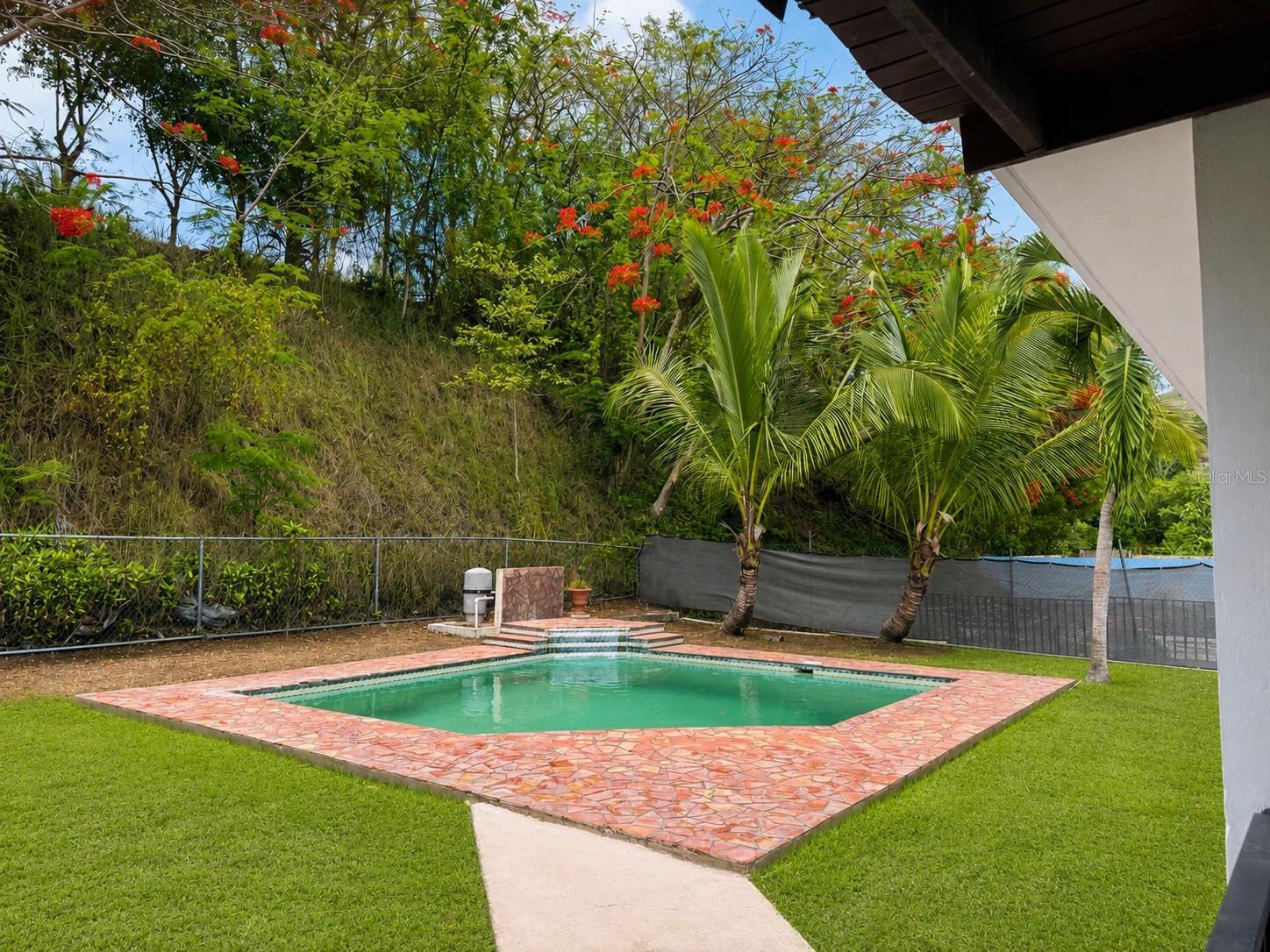 QUEBRADA GRANDE BRISAS DE LA MONTAÑA C-3 - Residential