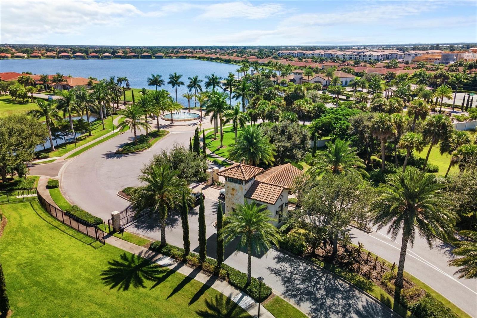 TOSCANA ISLES - Residential