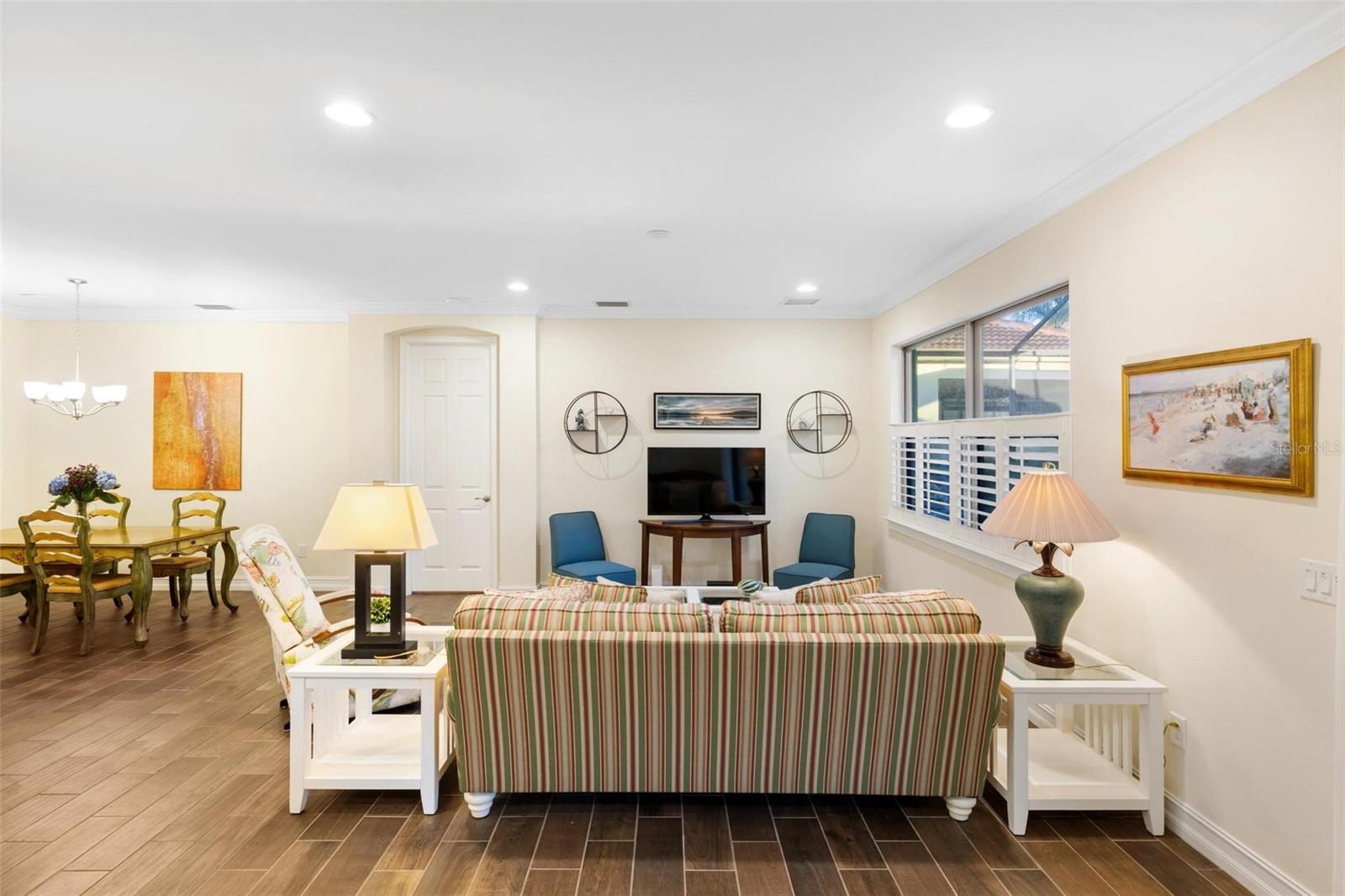 TOSCANA ISLES - Residential