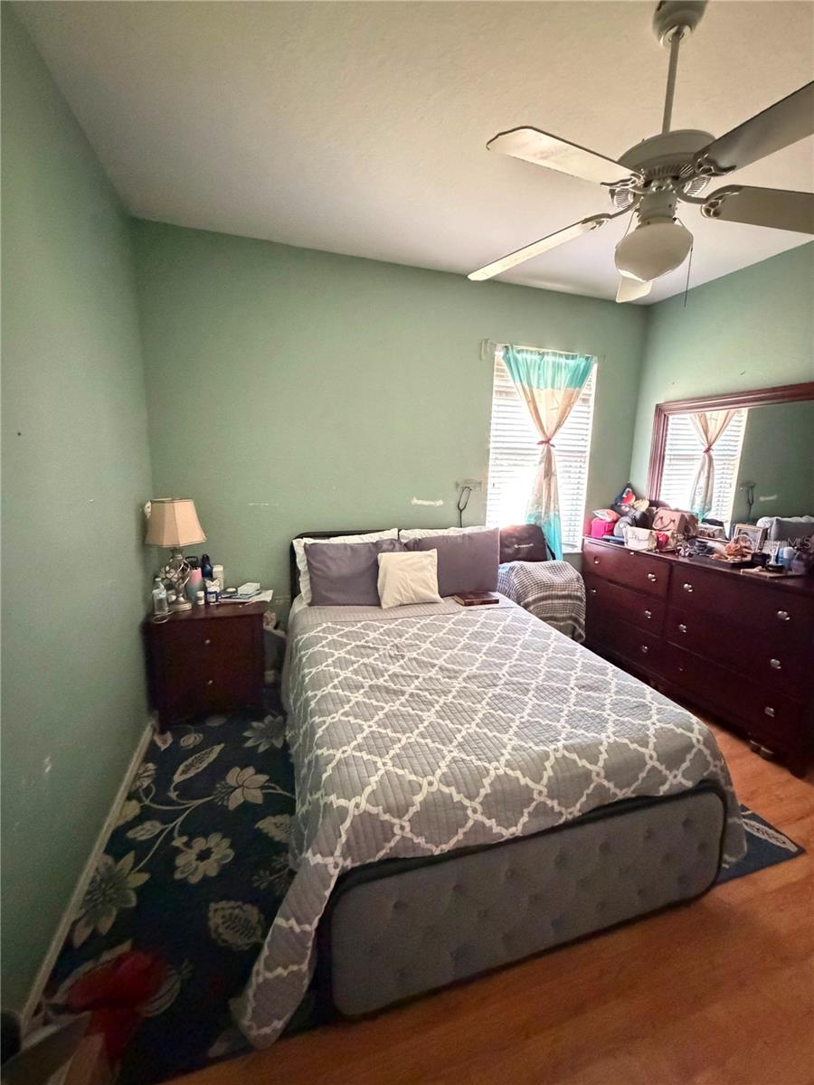 LAKE THOMAS WOODS 7TH ADD - Residential Lease
