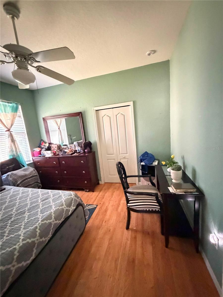 LAKE THOMAS WOODS 7TH ADD - Residential Lease