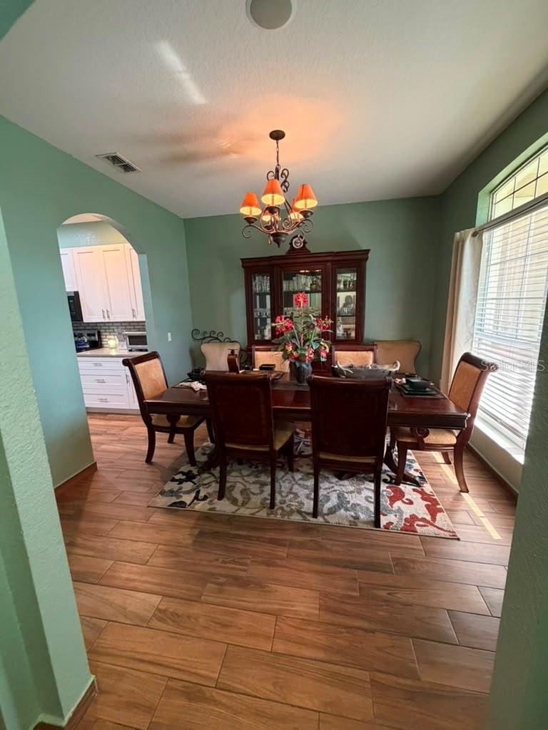 LAKE THOMAS WOODS 7TH ADD - Residential Lease